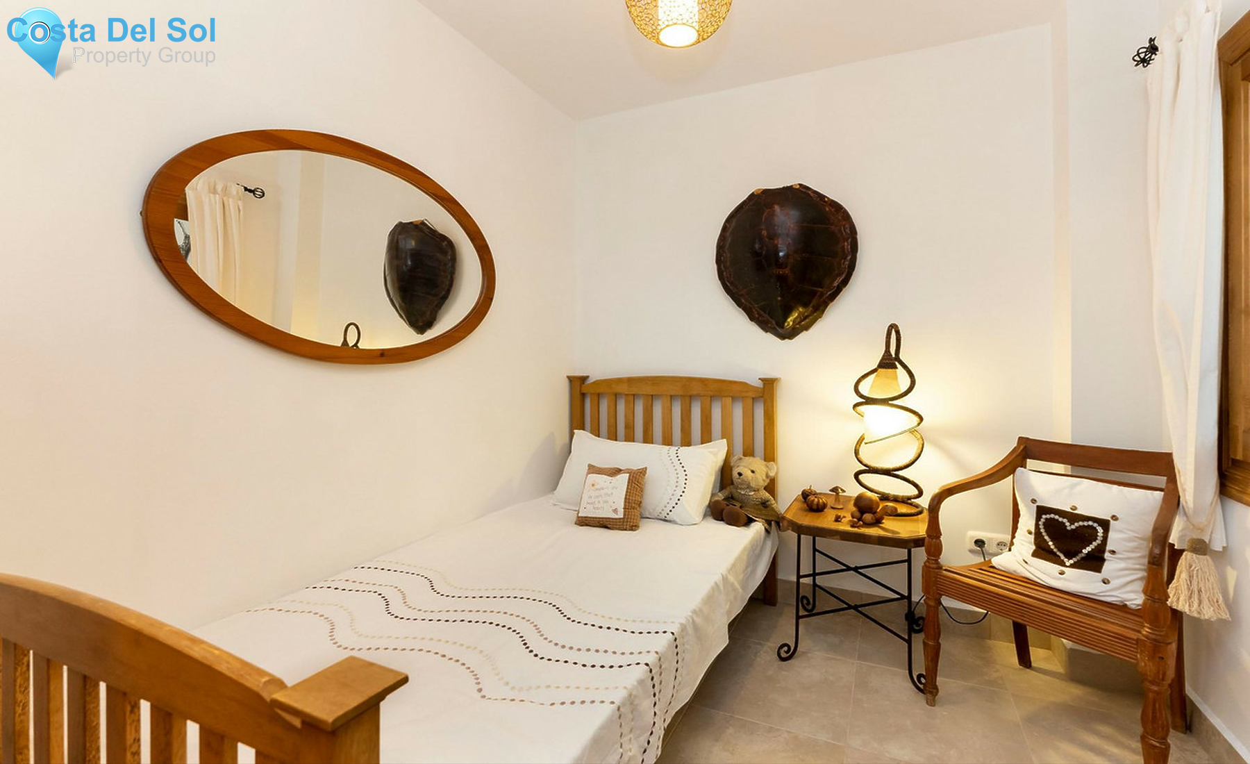 Townhouse in Guaro-1459662