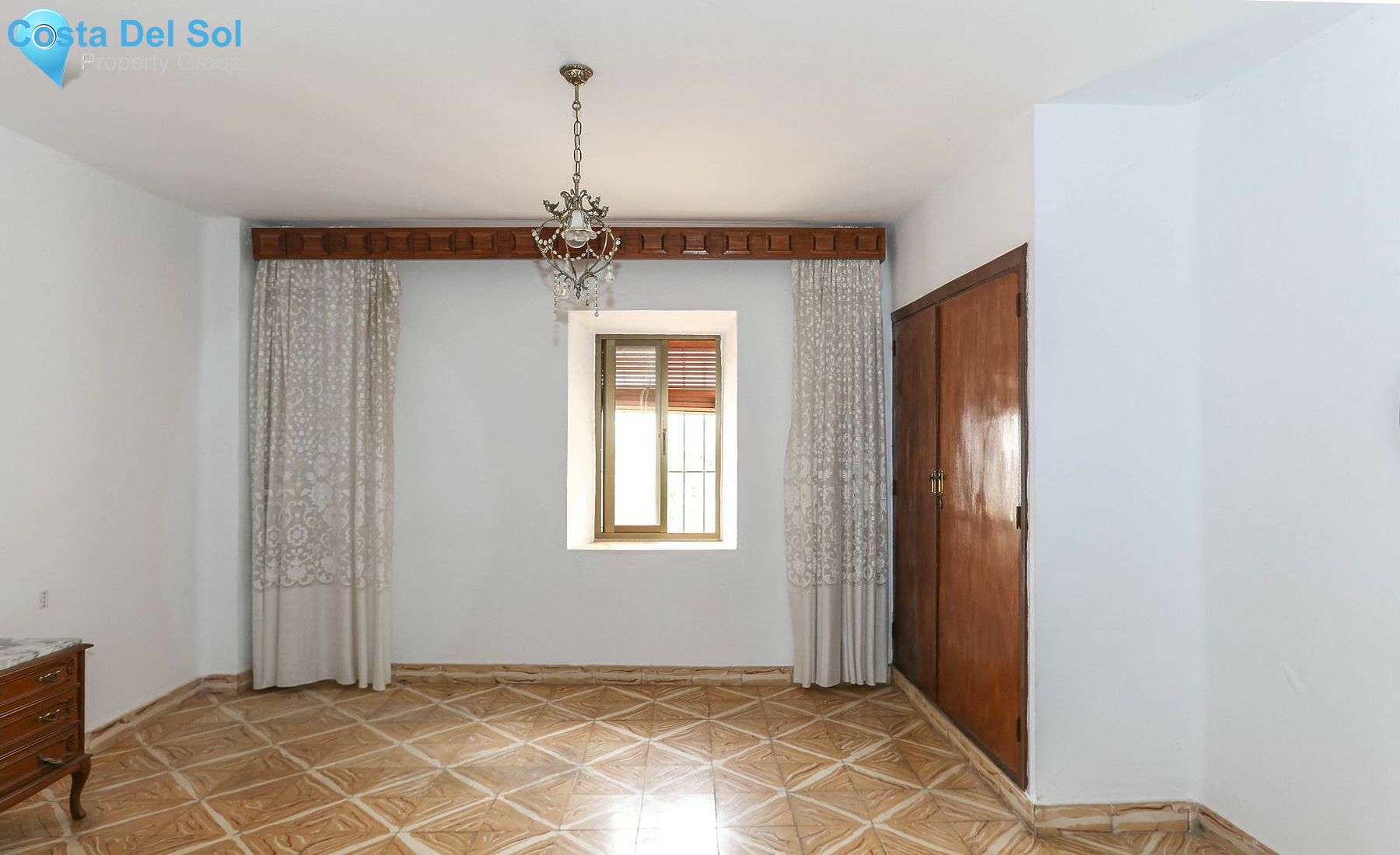 Townhouse in Guaro-1393805