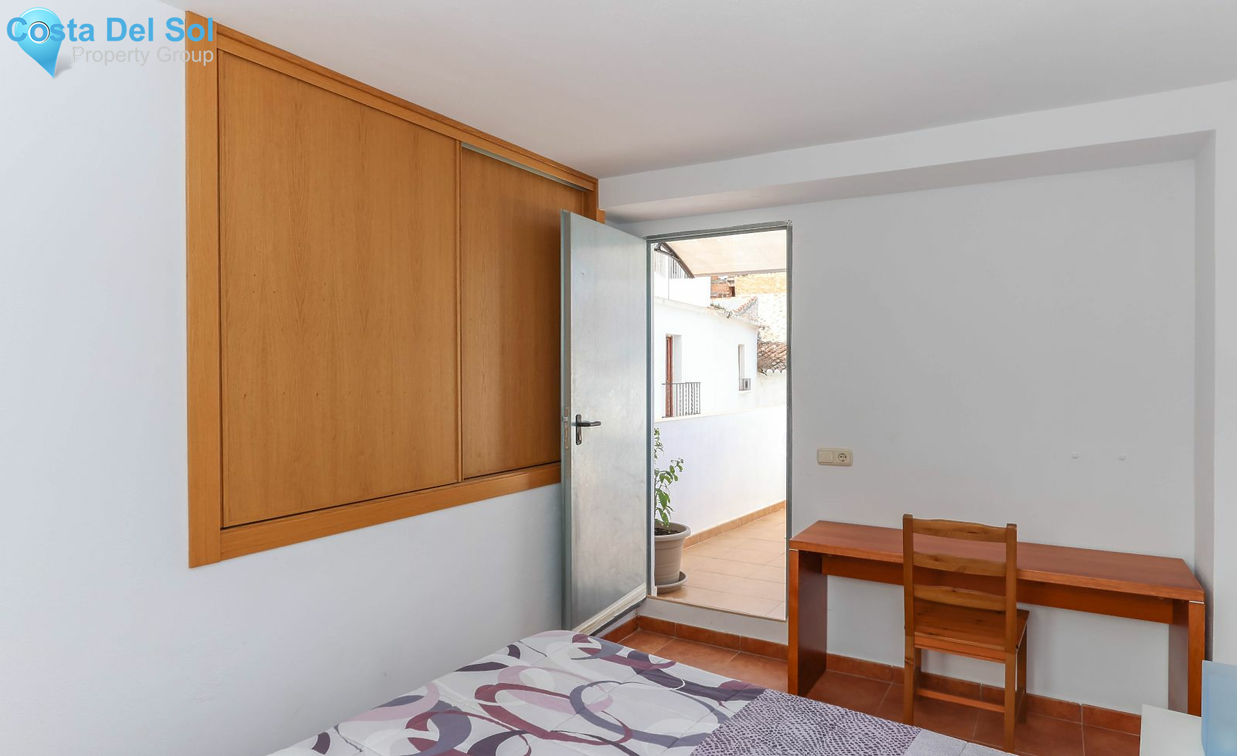 Townhouse in Guaro-1521447