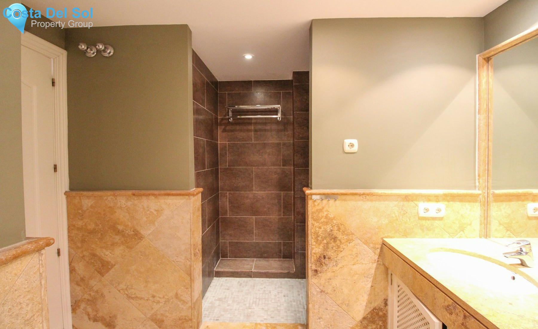 Townhouse in Istán-1506543