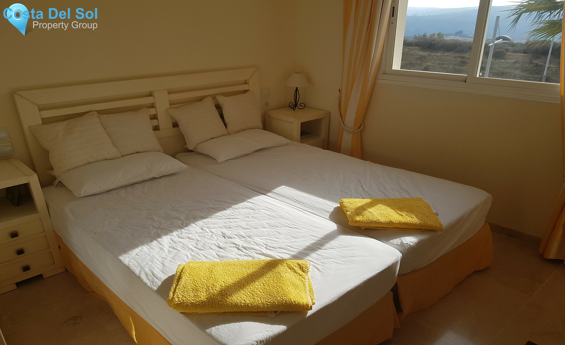 Townhouse in La Duquesa-1271391