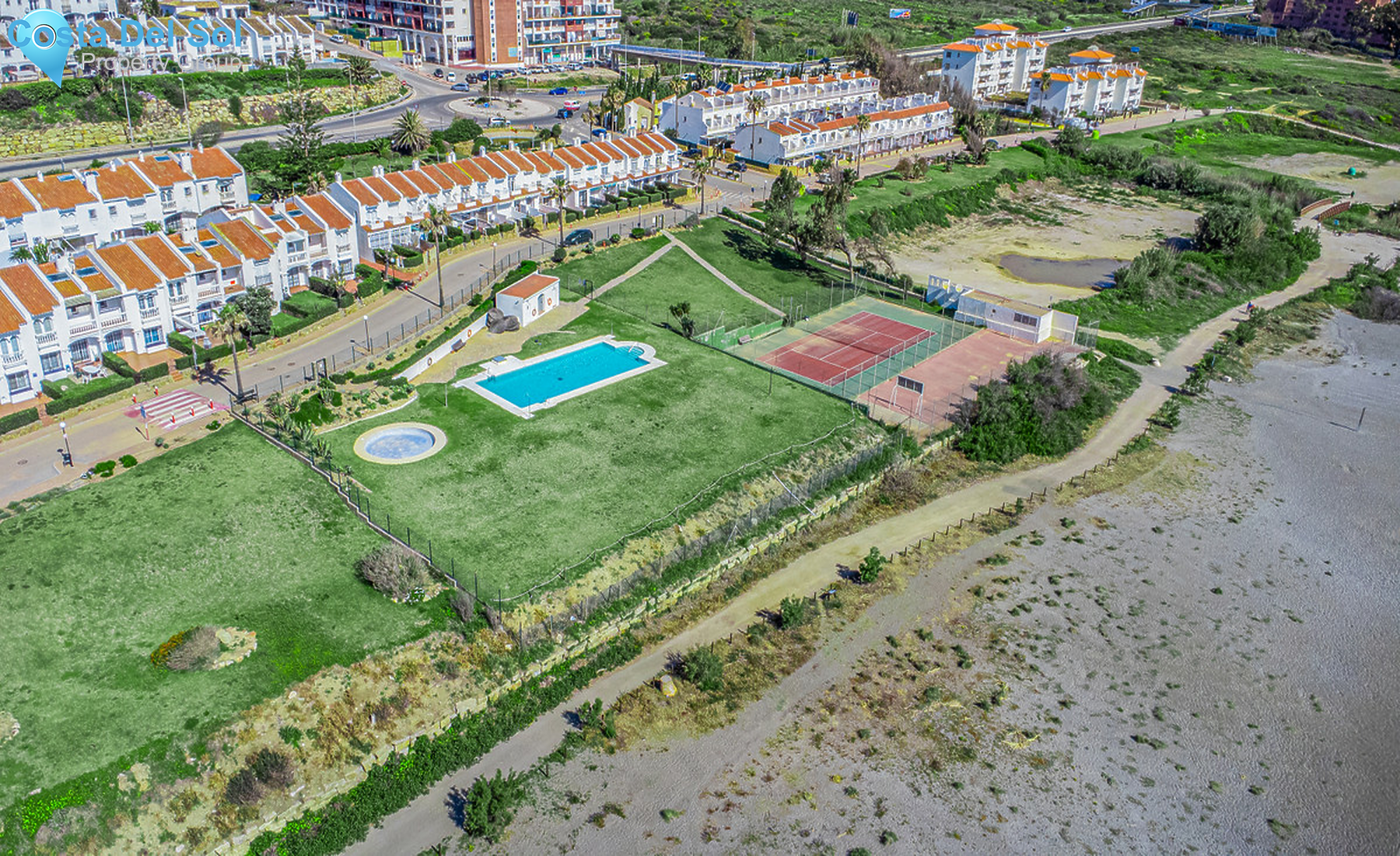 Townhouse in La Duquesa