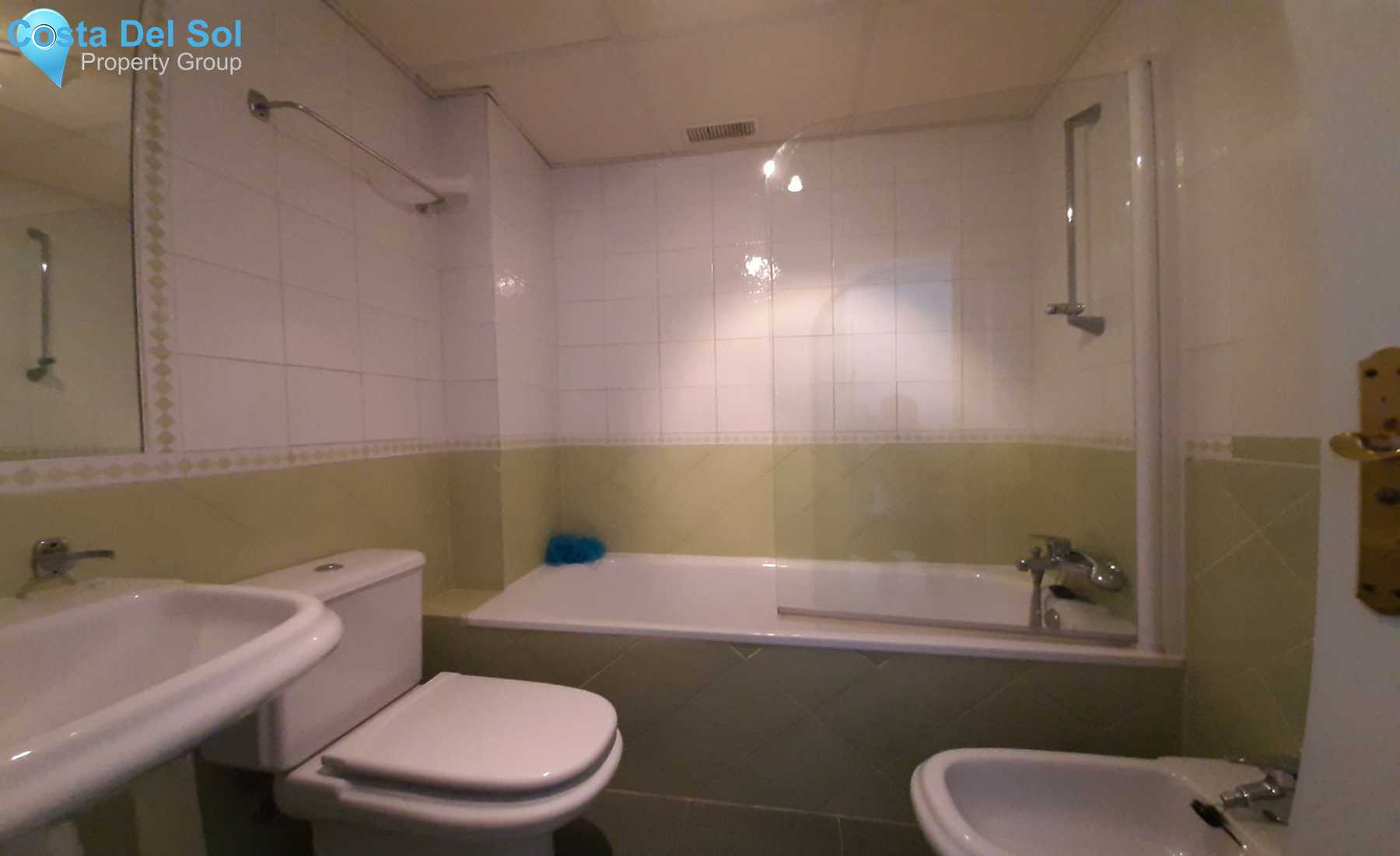 Townhouse in La Duquesa-1324095