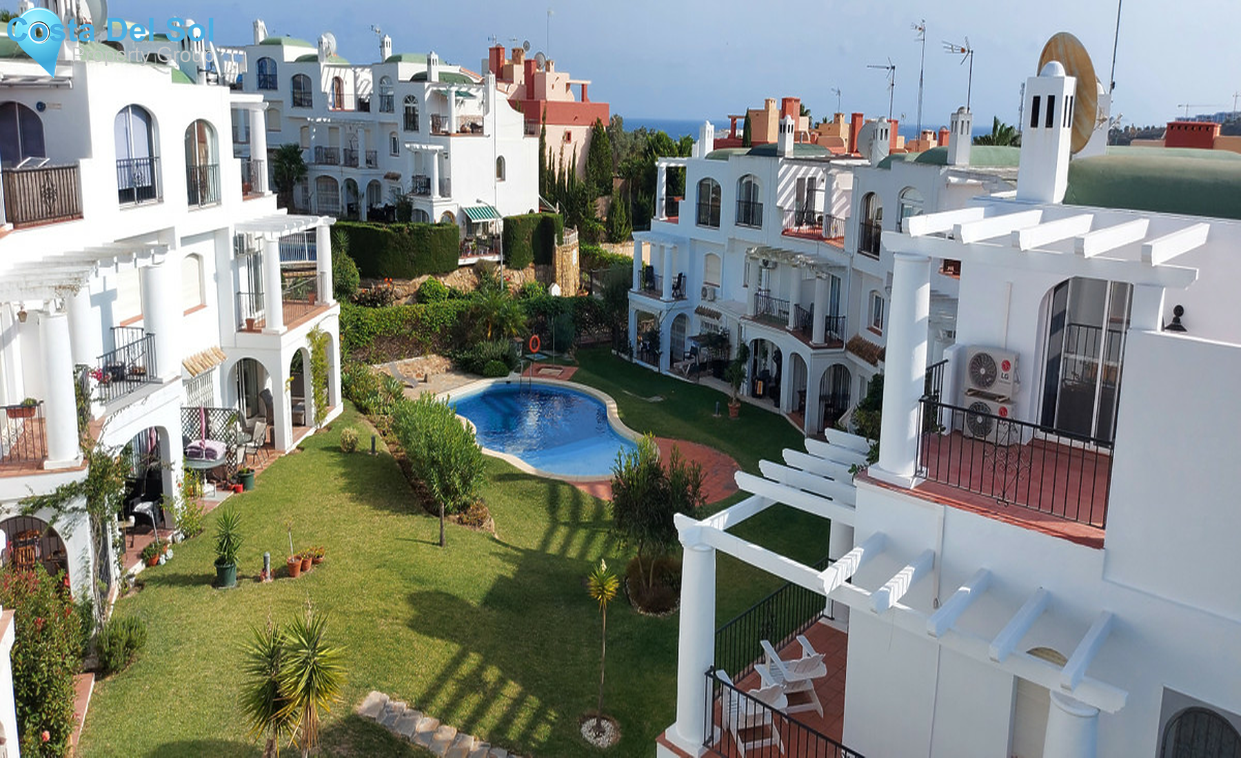 Townhouse in La Duquesa-1340739