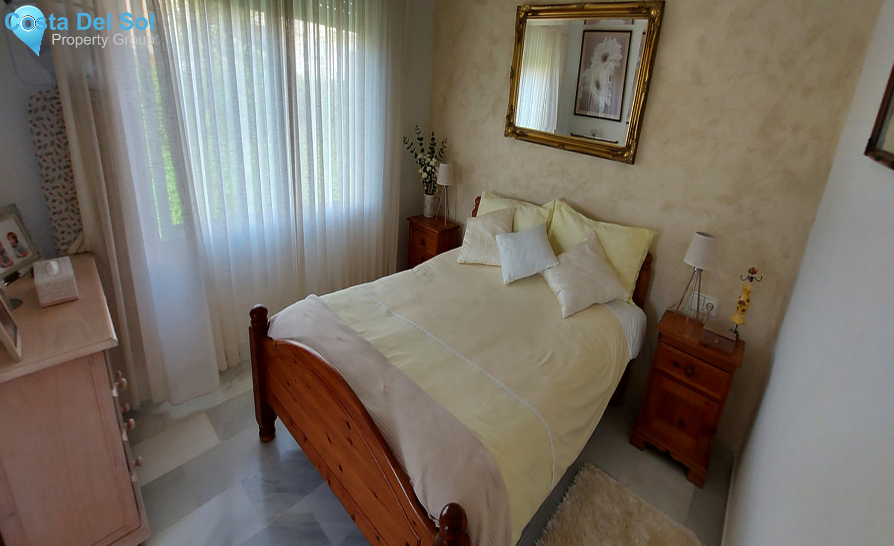 Townhouse in La Duquesa-1340741