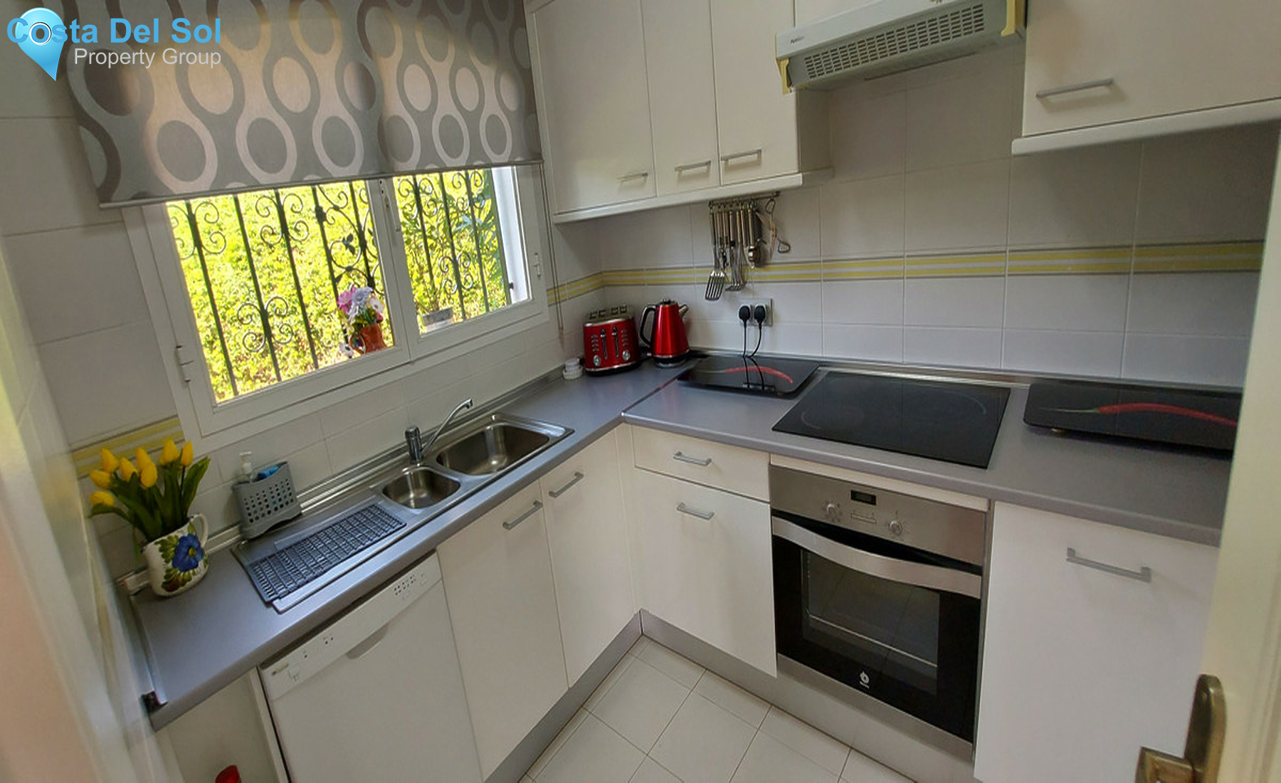 Townhouse in La Duquesa-1340732