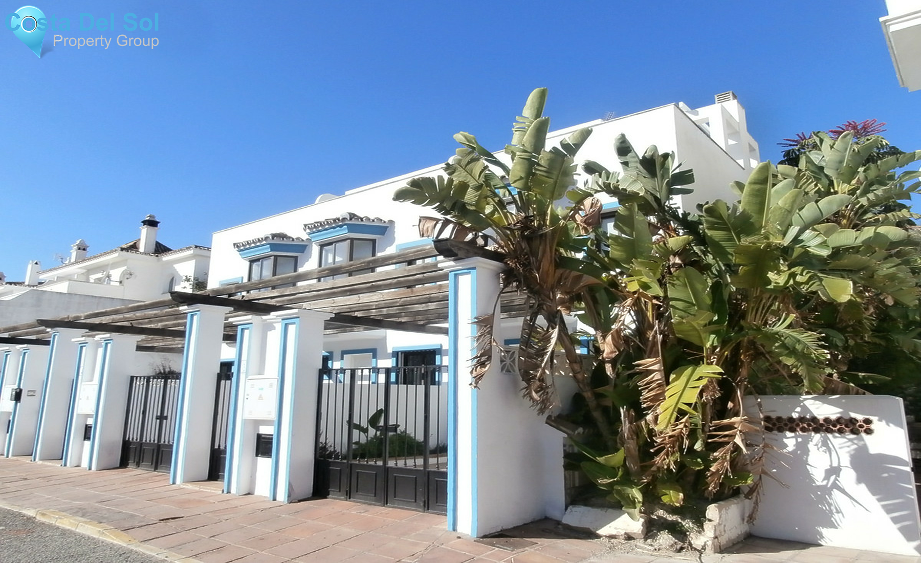 Townhouse in La Duquesa-1524590