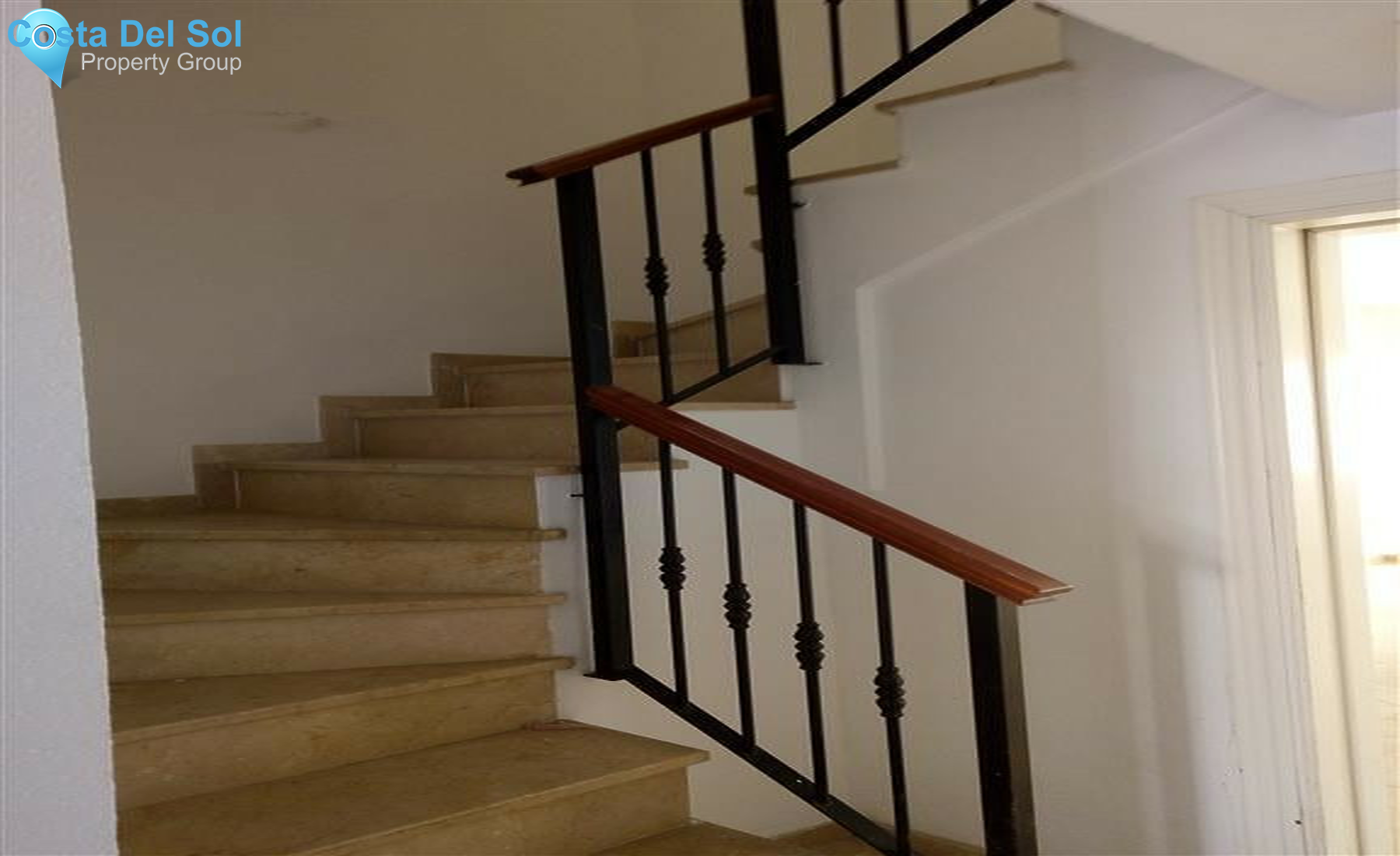 Townhouse in La Duquesa-1524608