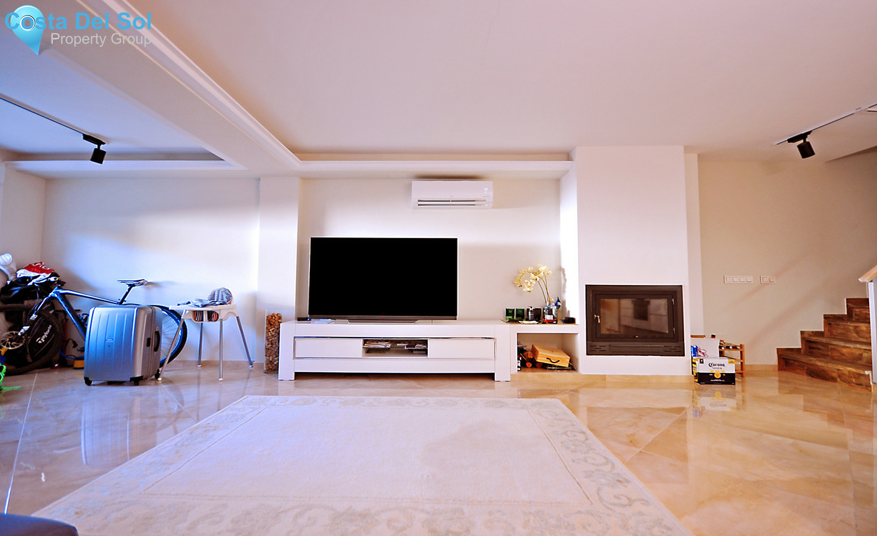 Townhouse in La Duquesa-696699