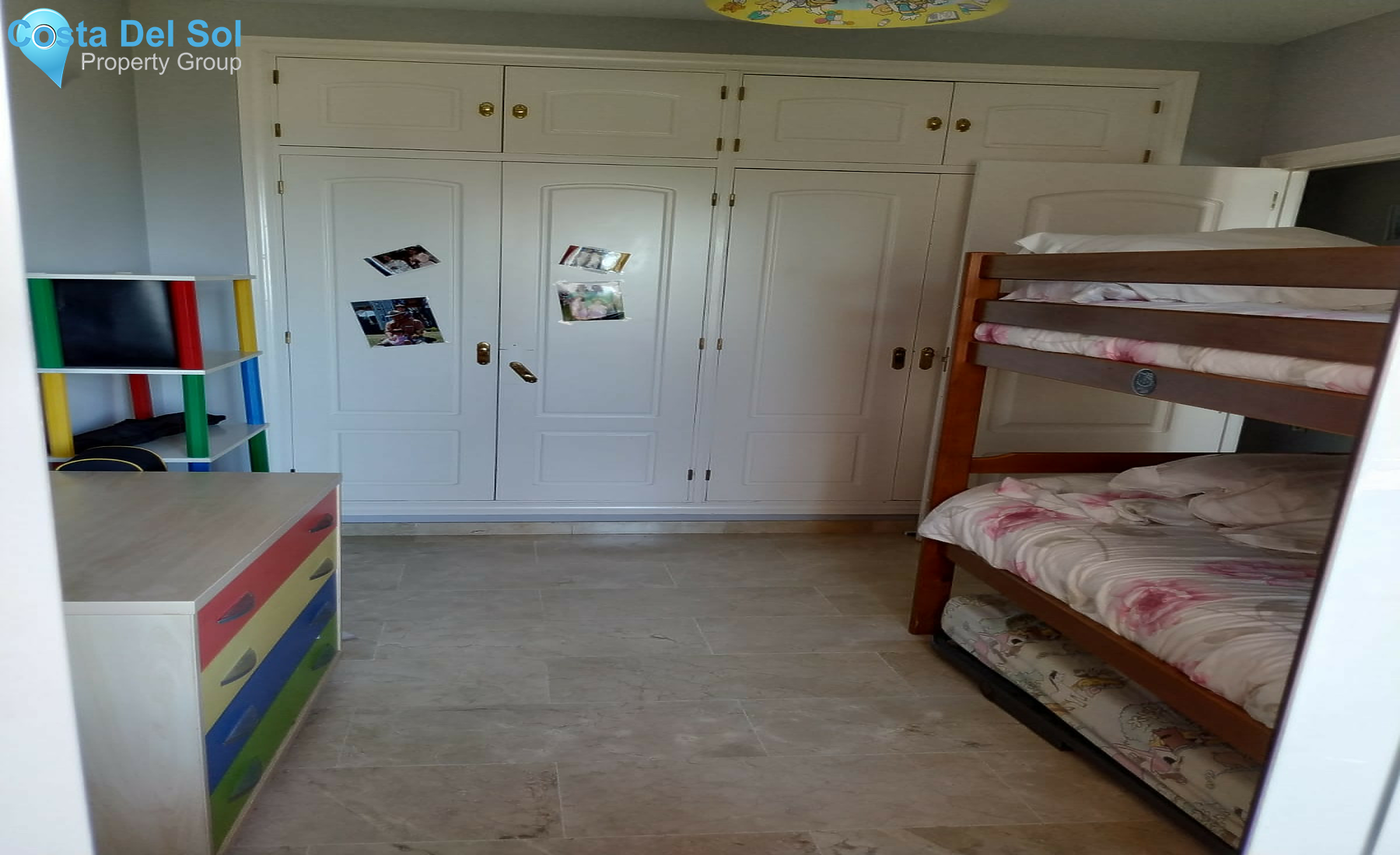 Townhouse in La Línea-1354025