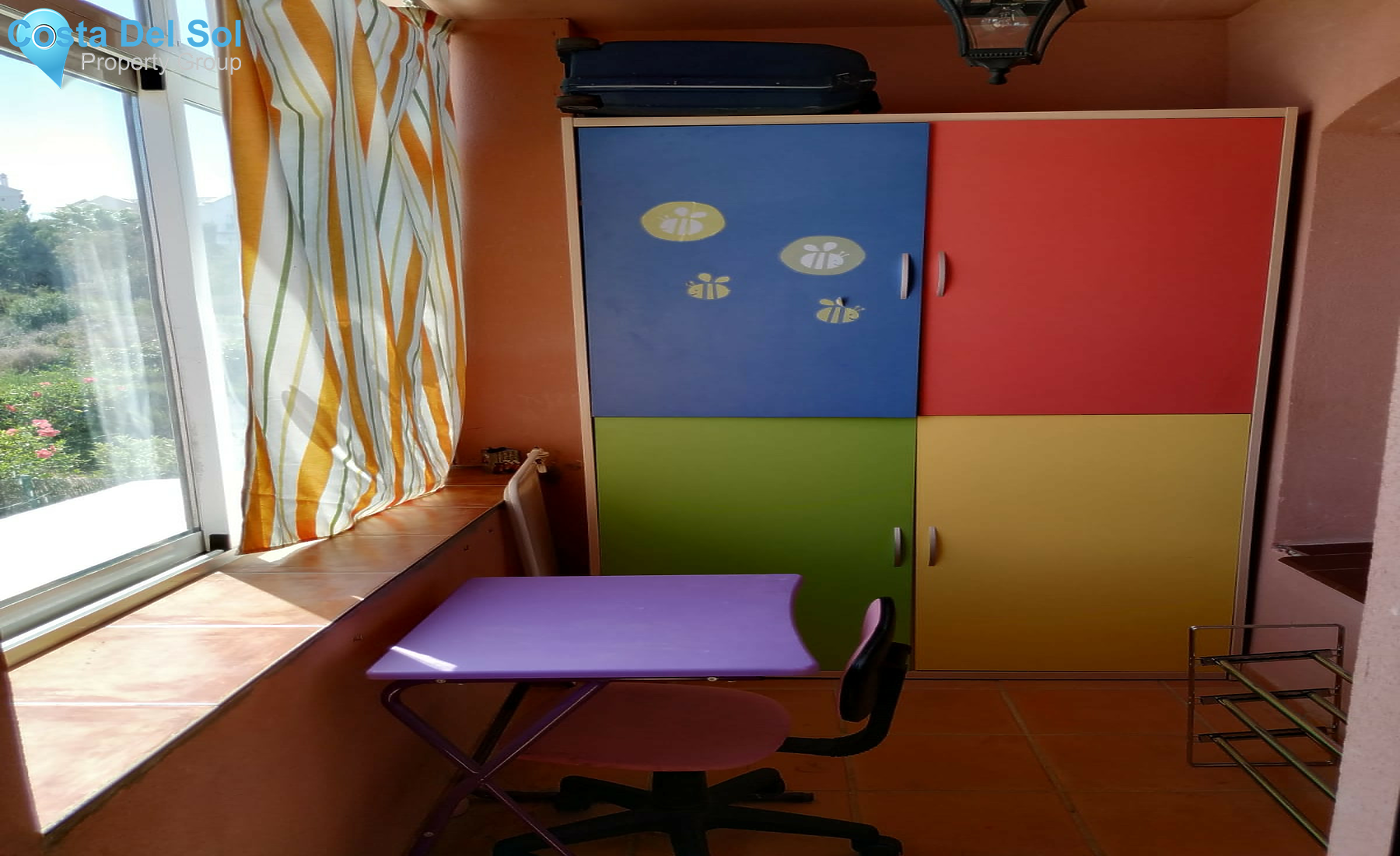 Townhouse in La Línea-1354012