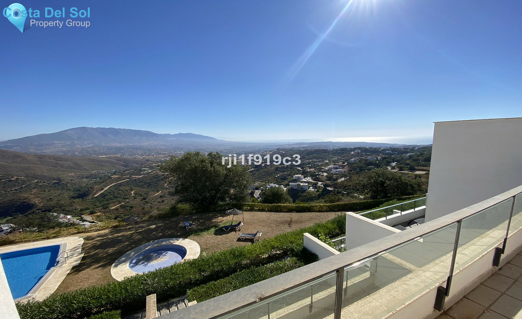 Townhouse in La Mairena-1438972