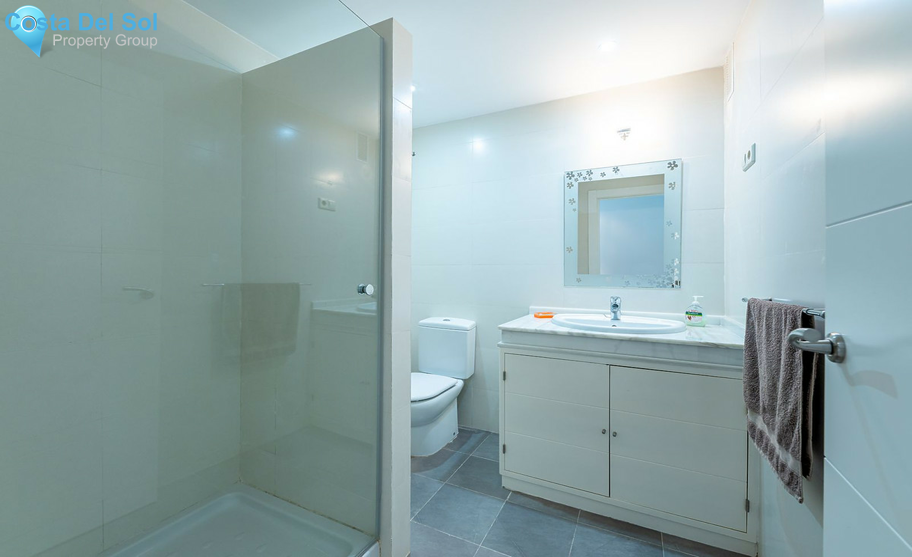 Townhouse in La Mairena-1456126