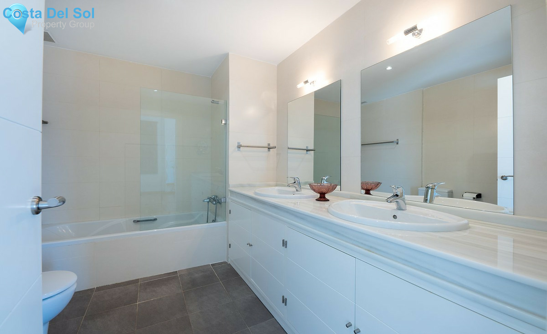 Townhouse in La Mairena-1456127