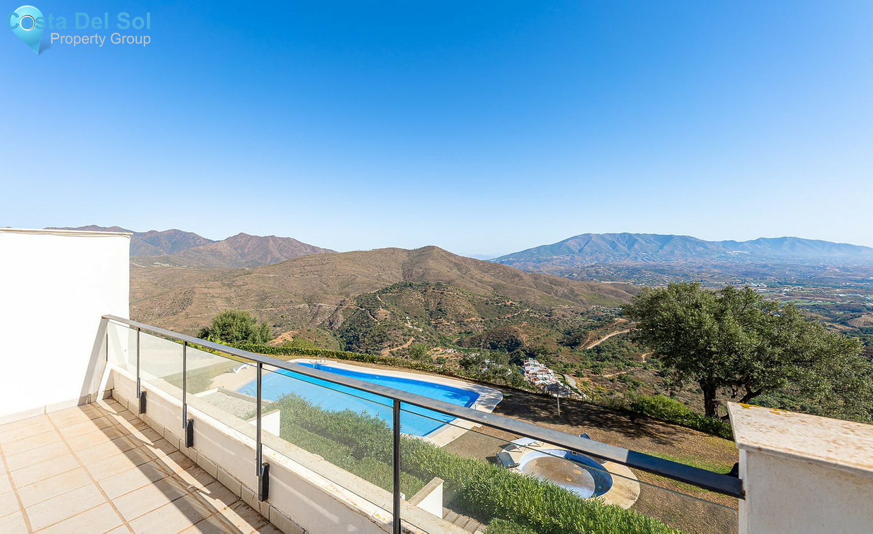 Townhouse in La Mairena-1456133