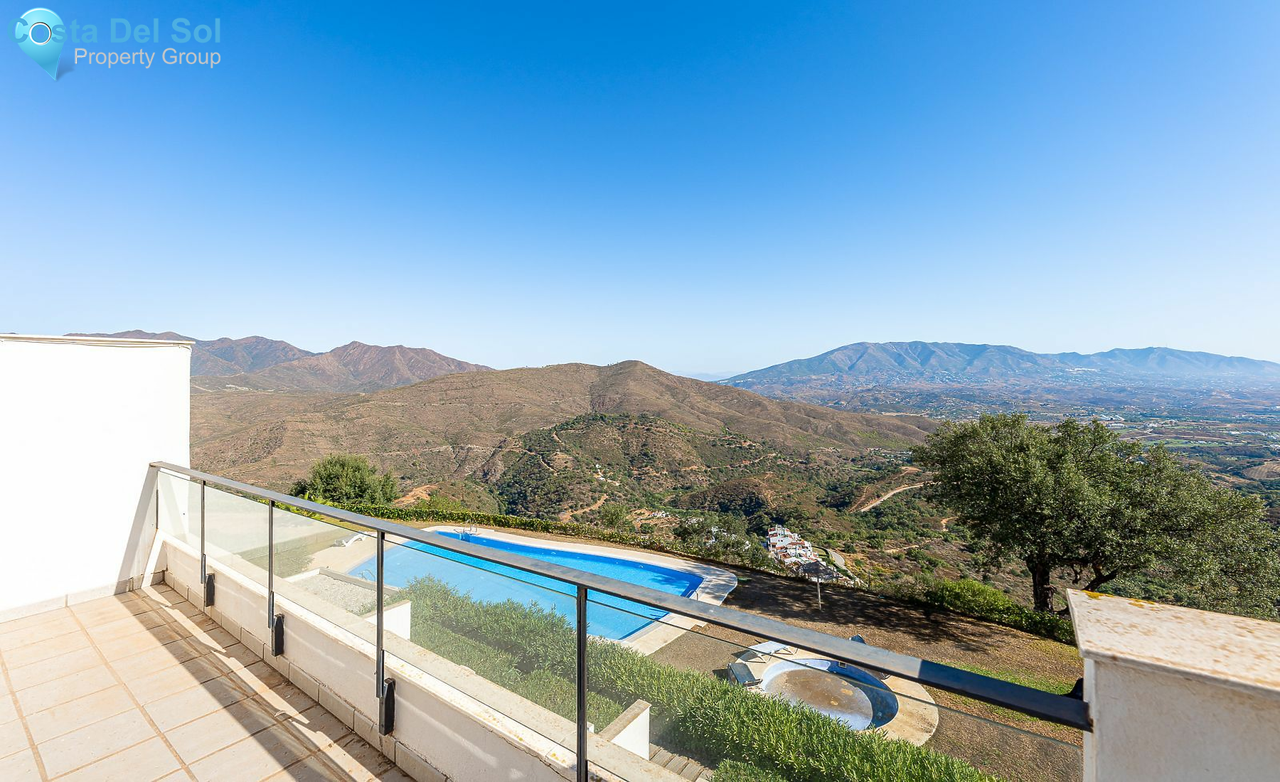 Townhouse in La Mairena-1468588