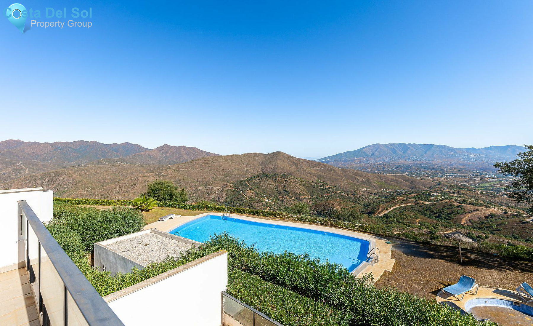 Townhouse in La Mairena-1468589