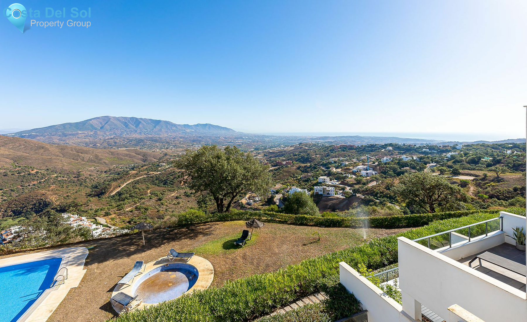 Townhouse in La Mairena-1468590
