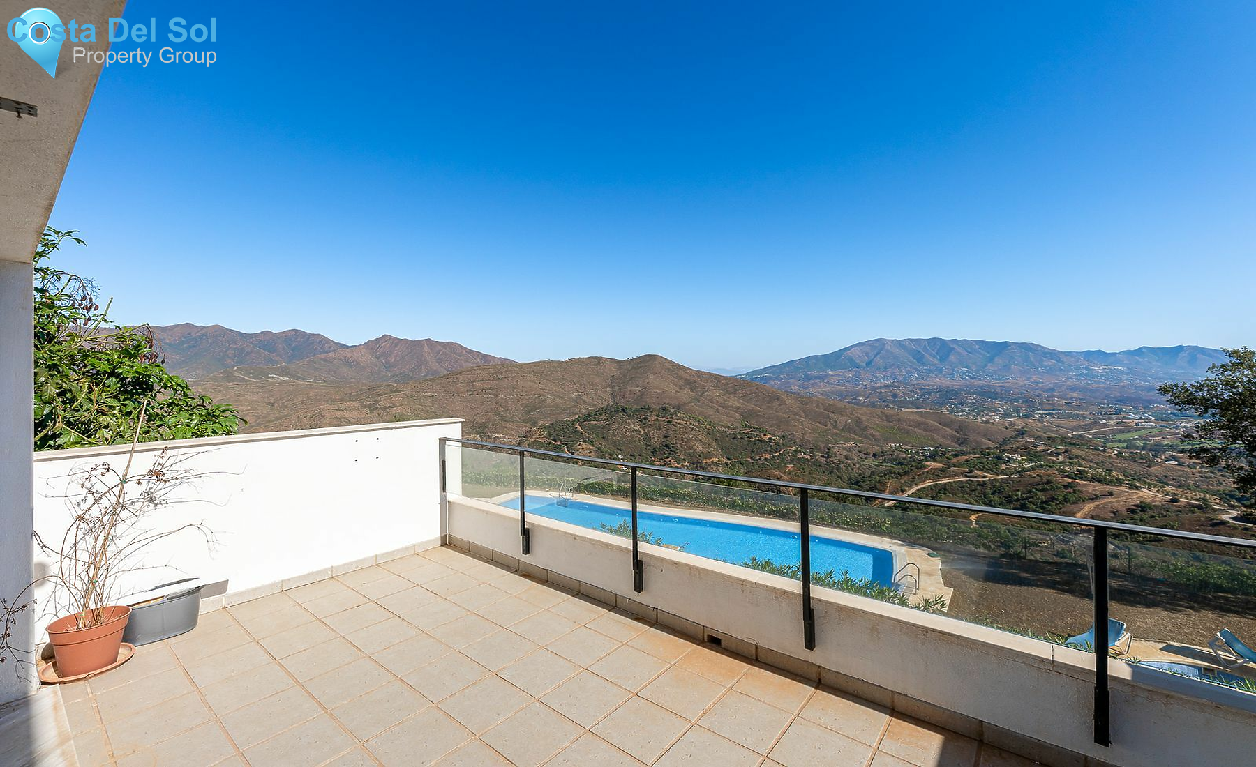 Townhouse in La Mairena-1468592