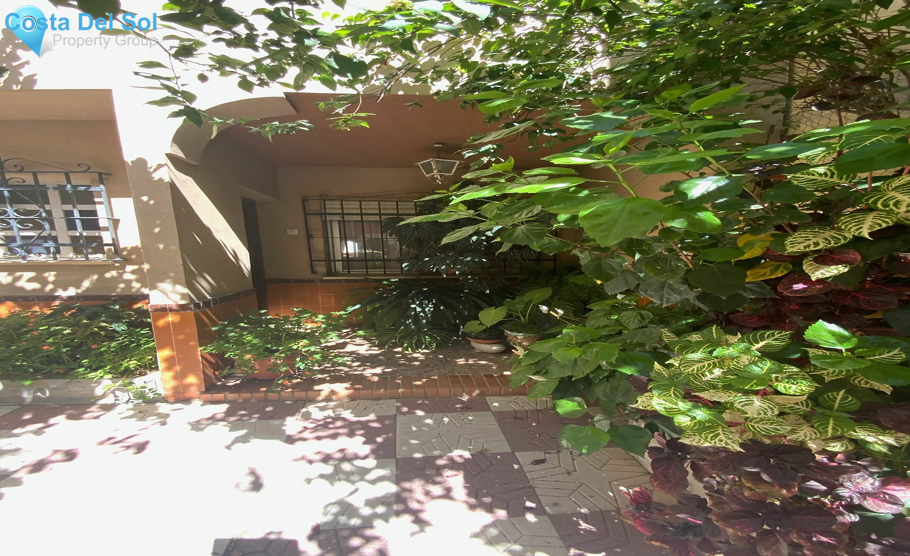 Townhouse in Las Lagunas-1386726