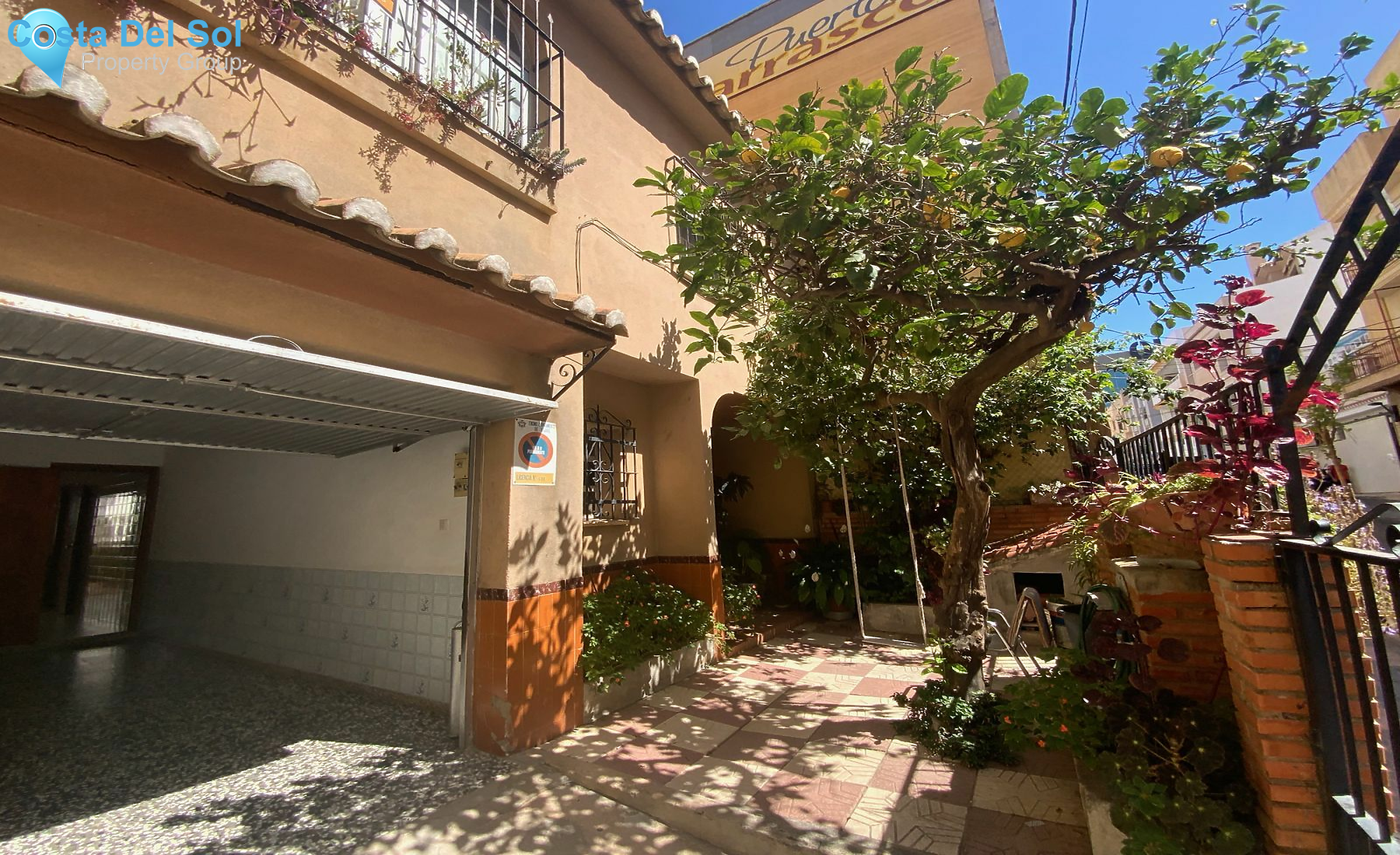 Townhouse in Las Lagunas-1386730