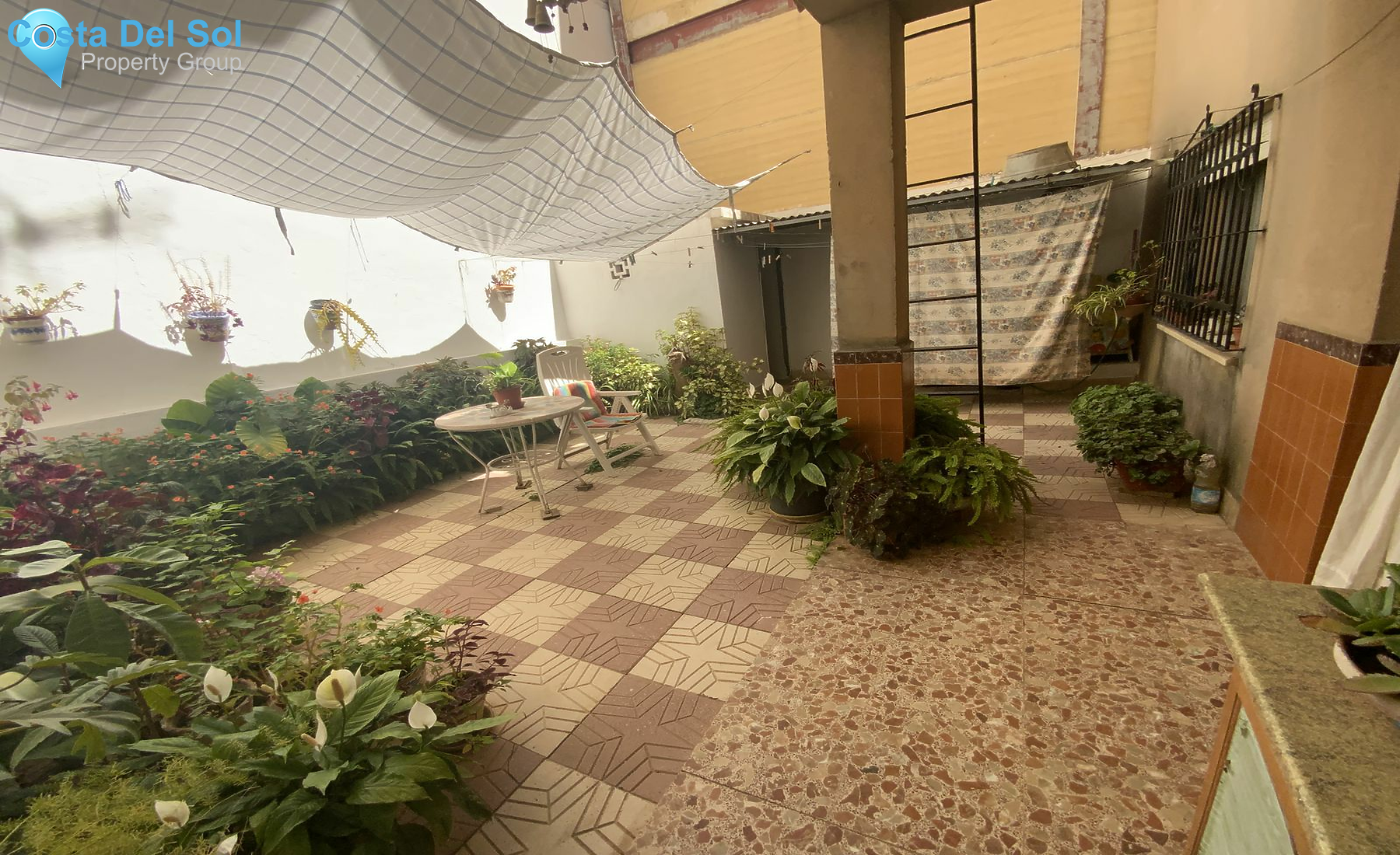 Townhouse in Las Lagunas-1386733