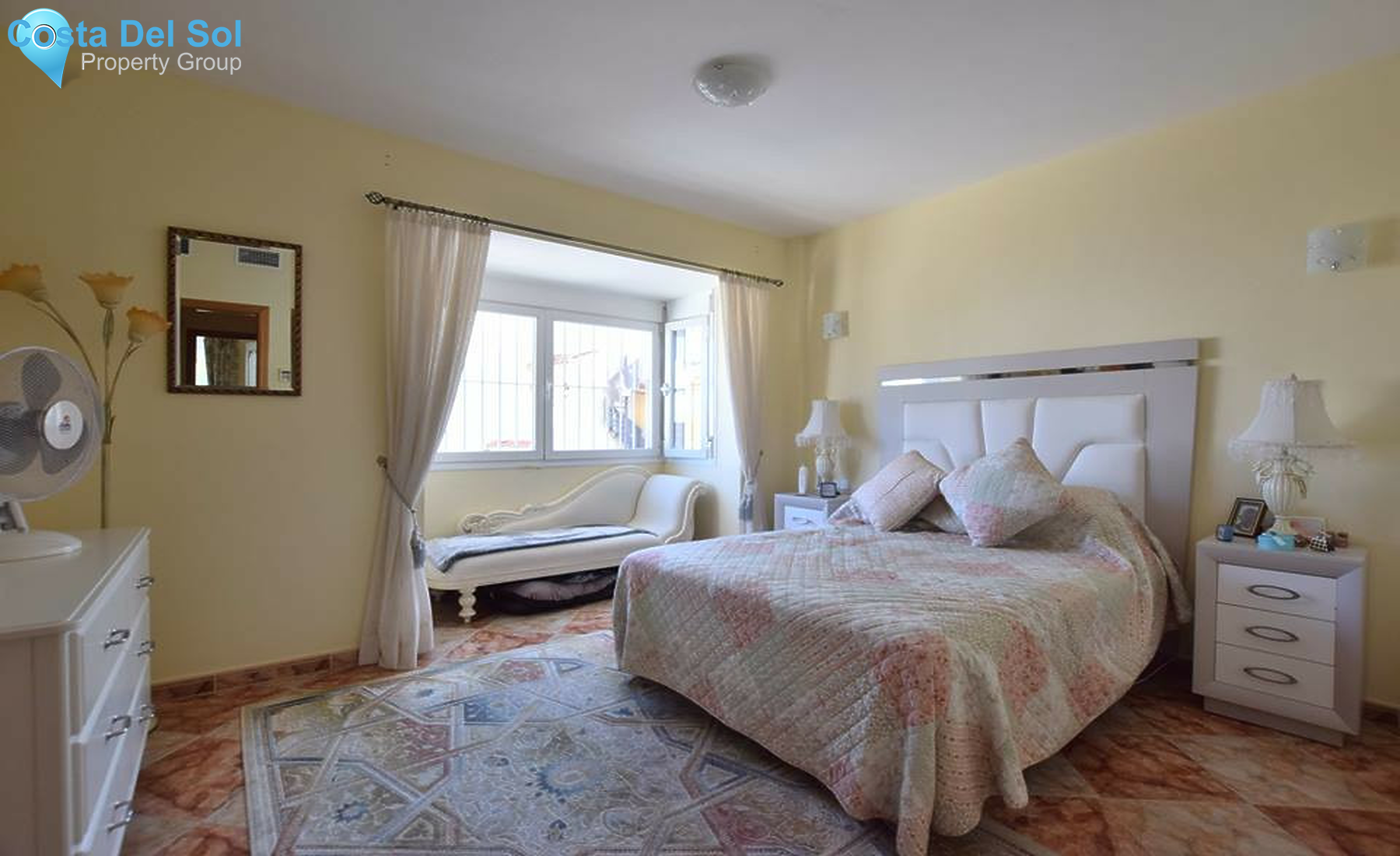 Townhouse in Los Boliches-1277369