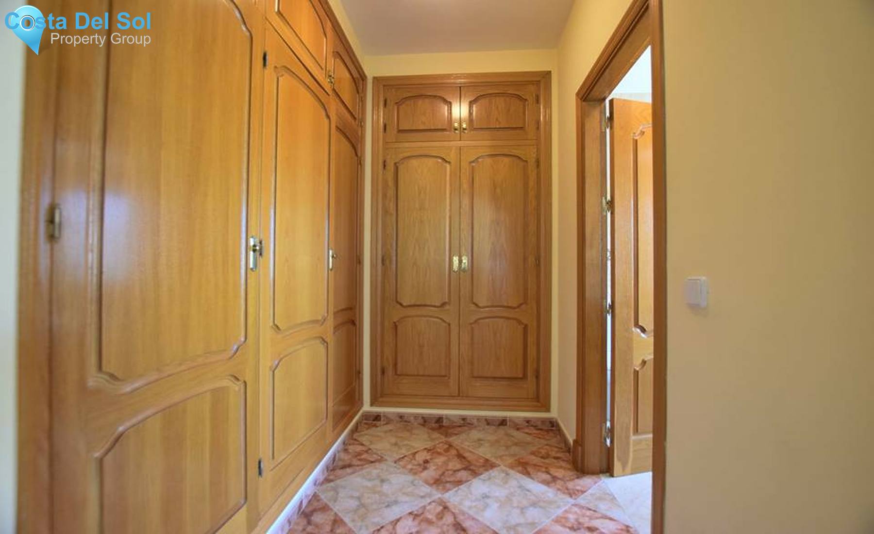 Townhouse in Los Boliches-1277370