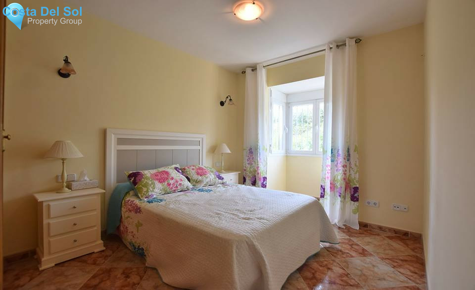 Townhouse in Los Boliches-1277373