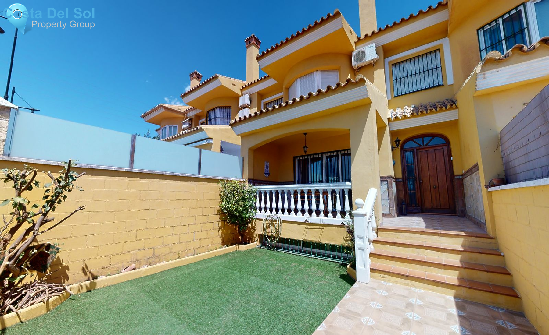 Townhouse in Los Boliches