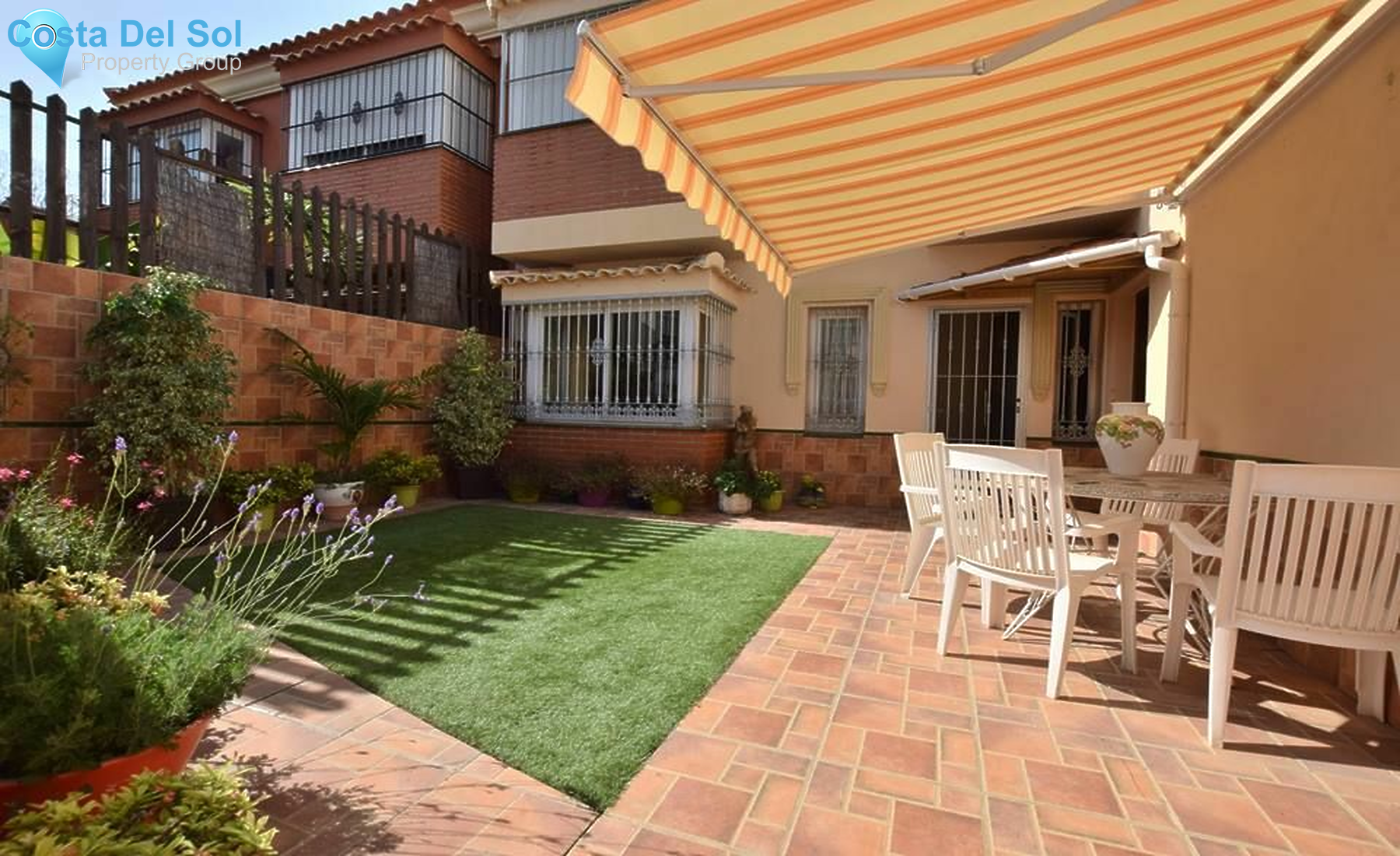 Townhouse in Los Boliches-1481078