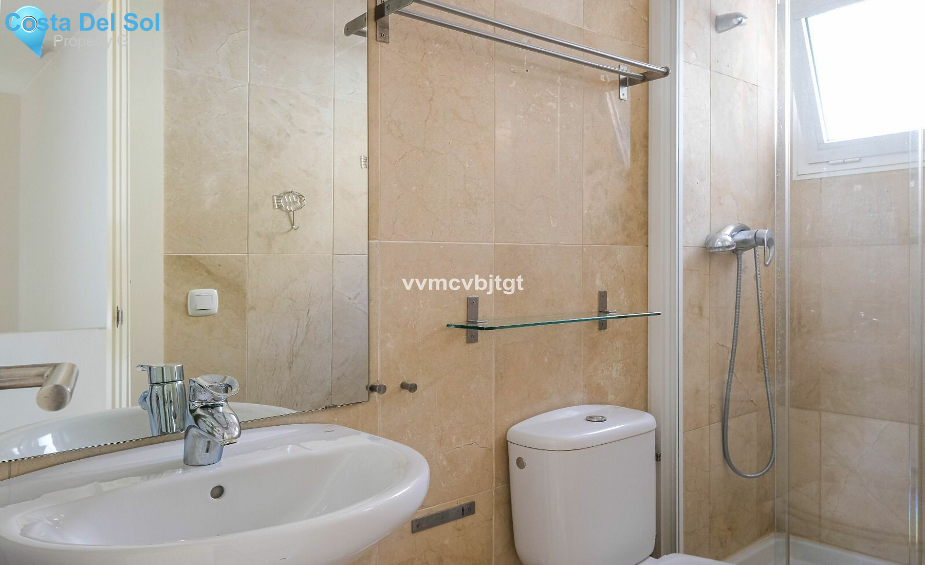 Townhouse in Los Pacos-1136301