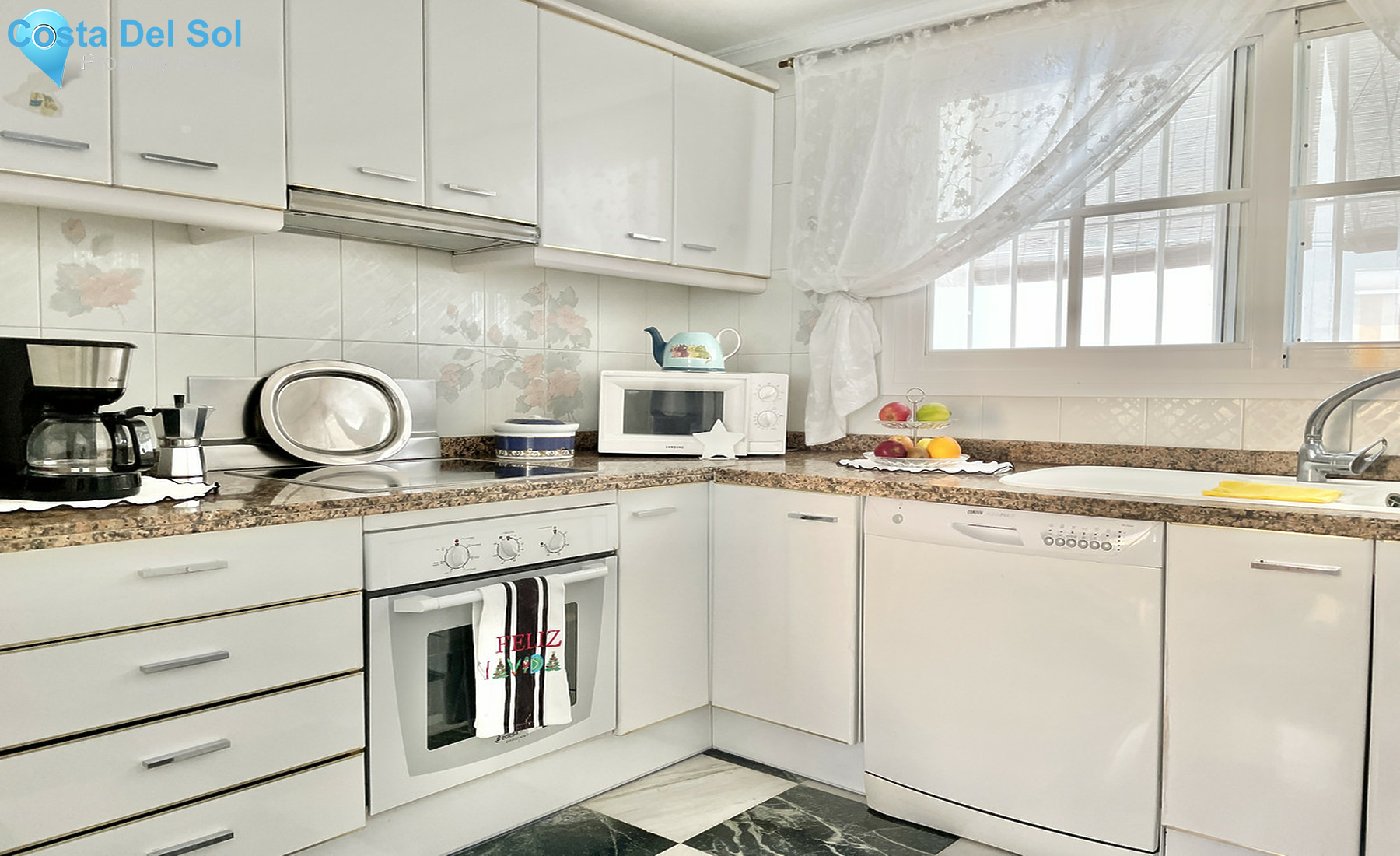 Townhouse in Marbella-1242446