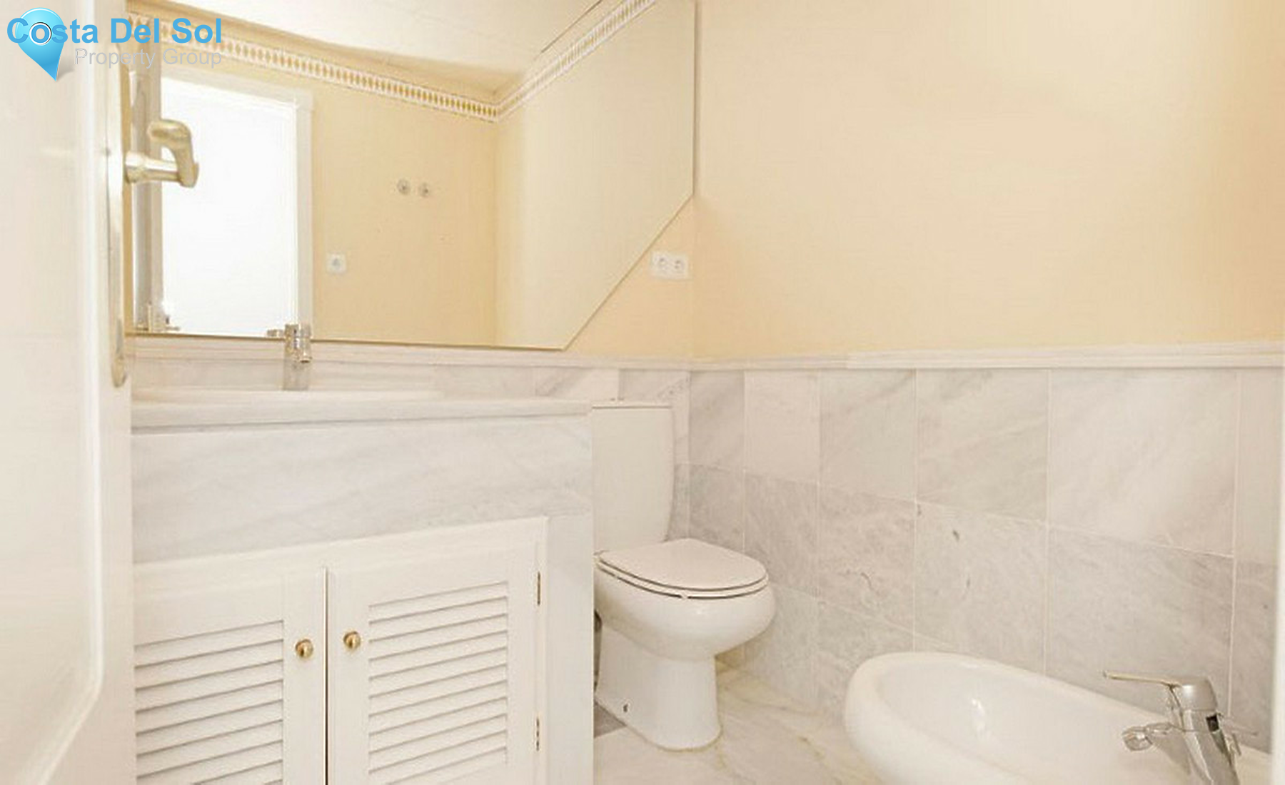 Townhouse in Marbella-1412578