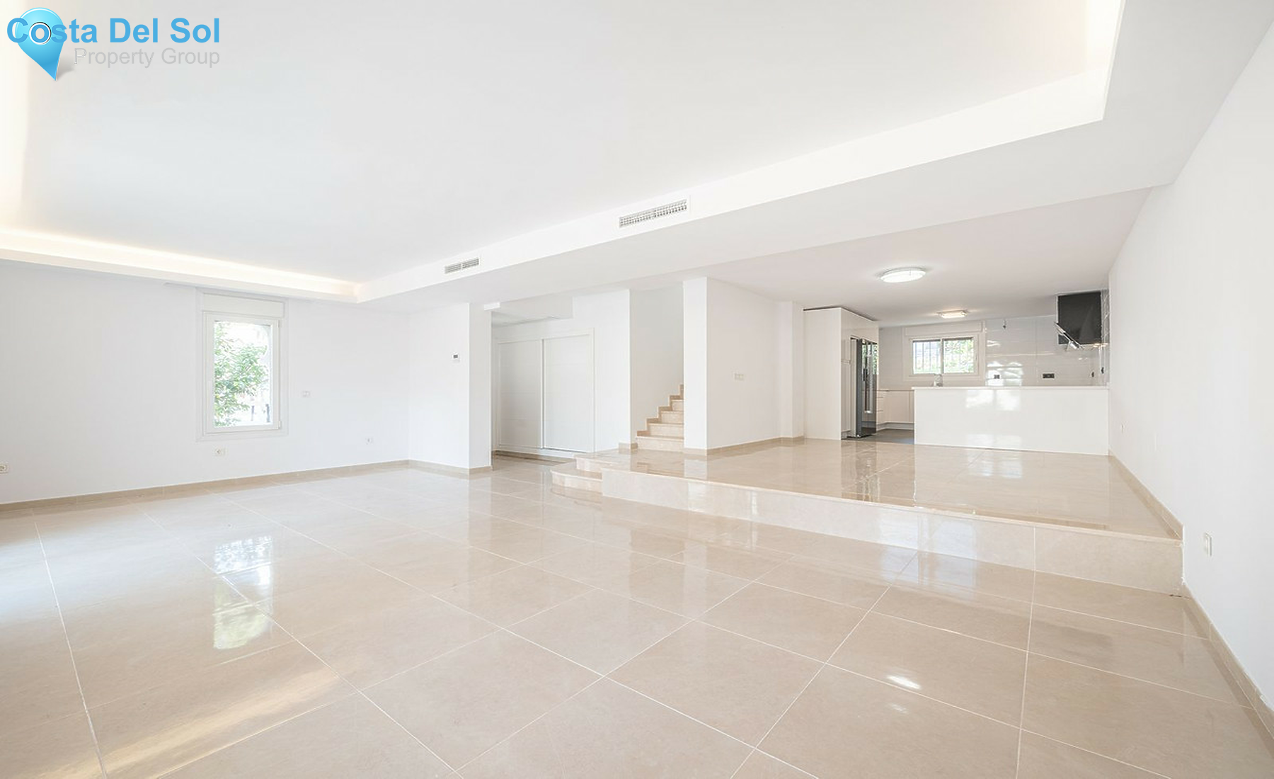 Townhouse in Marbella-1477570
