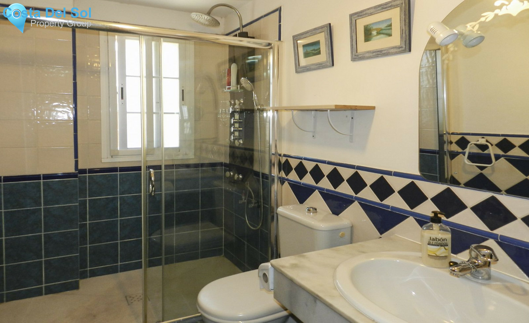 Townhouse in Marbella-1479313