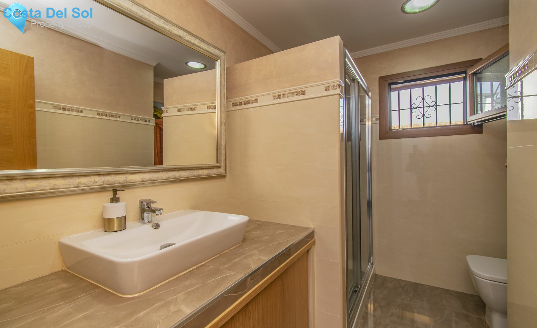 Townhouse in Marbella-1176952
