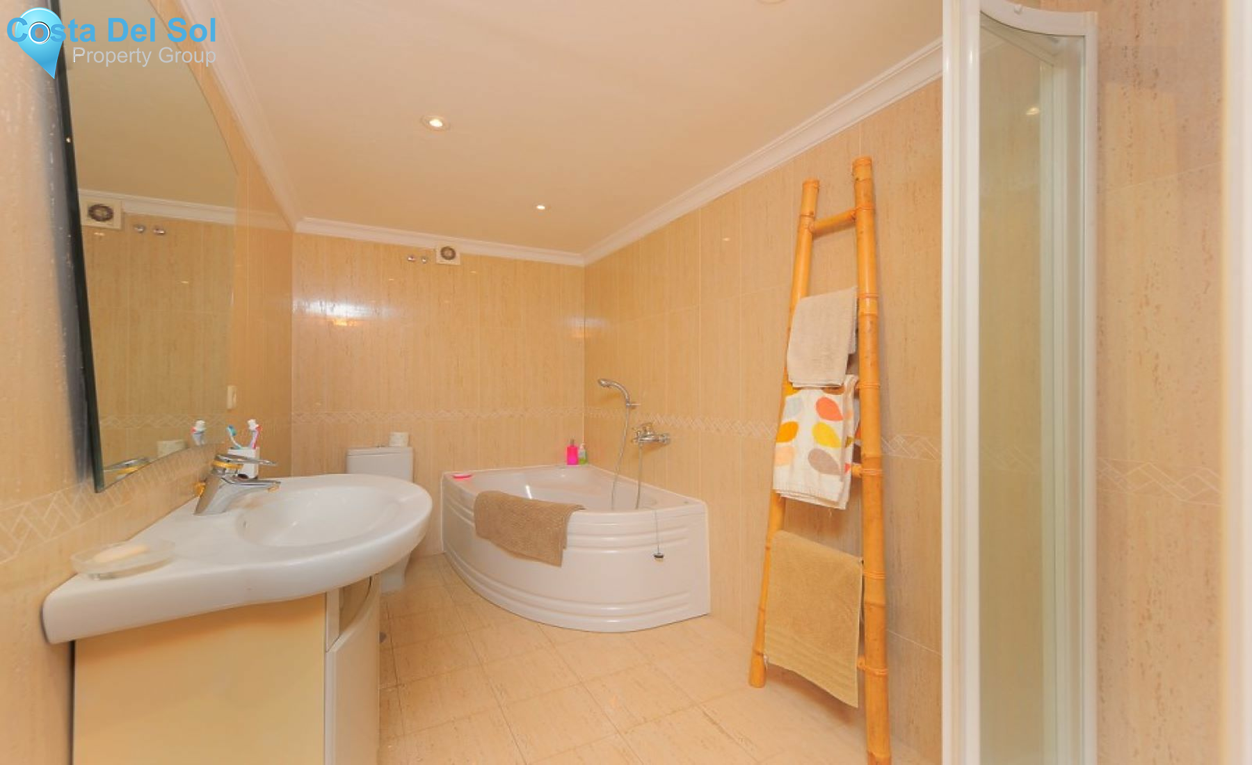 Townhouse in Marbella-1232050