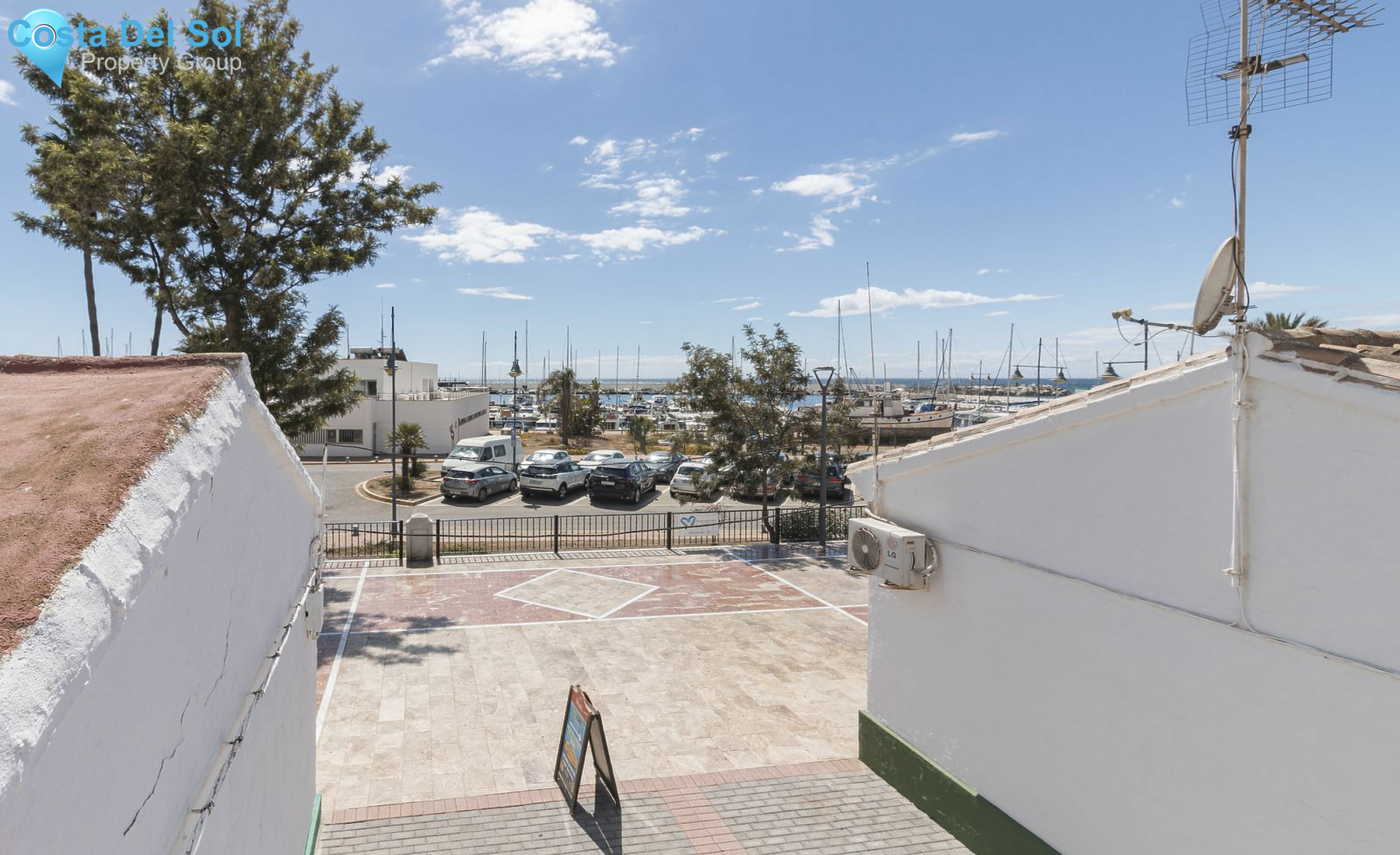 Townhouse in Marbella-1472064
