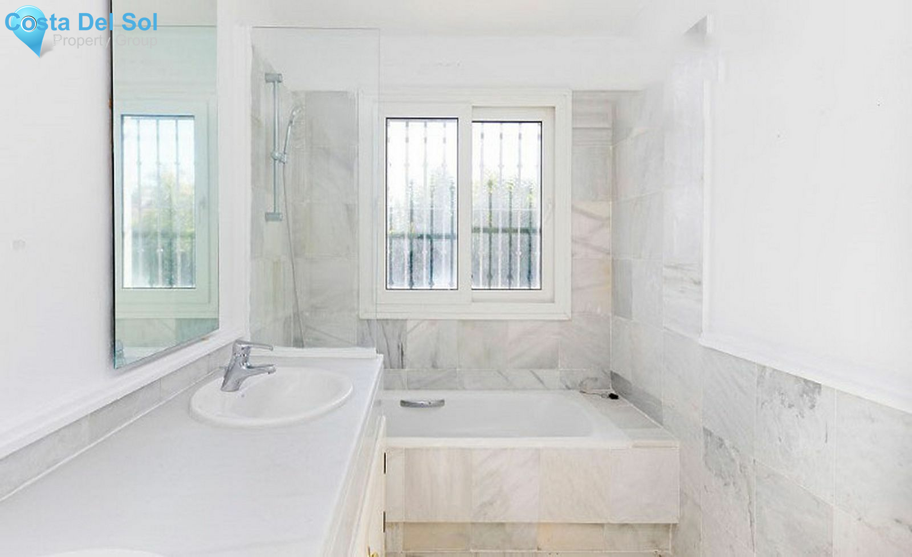 Townhouse in Marbella-1489645