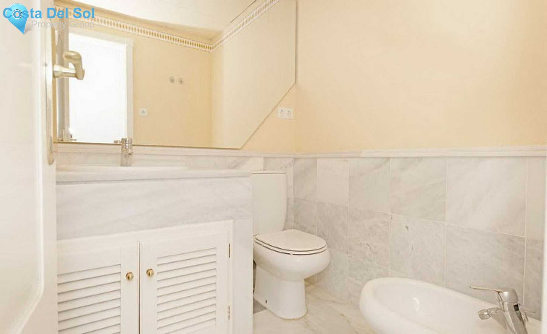 Townhouse in Marbella-1489651