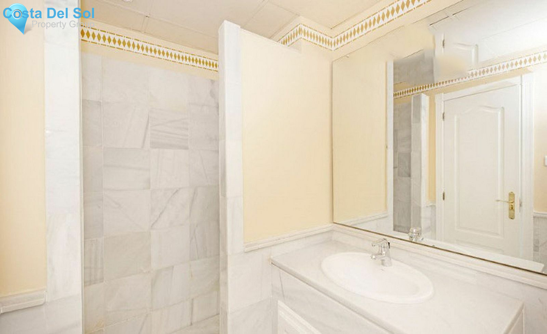 Townhouse in Marbella-1489652