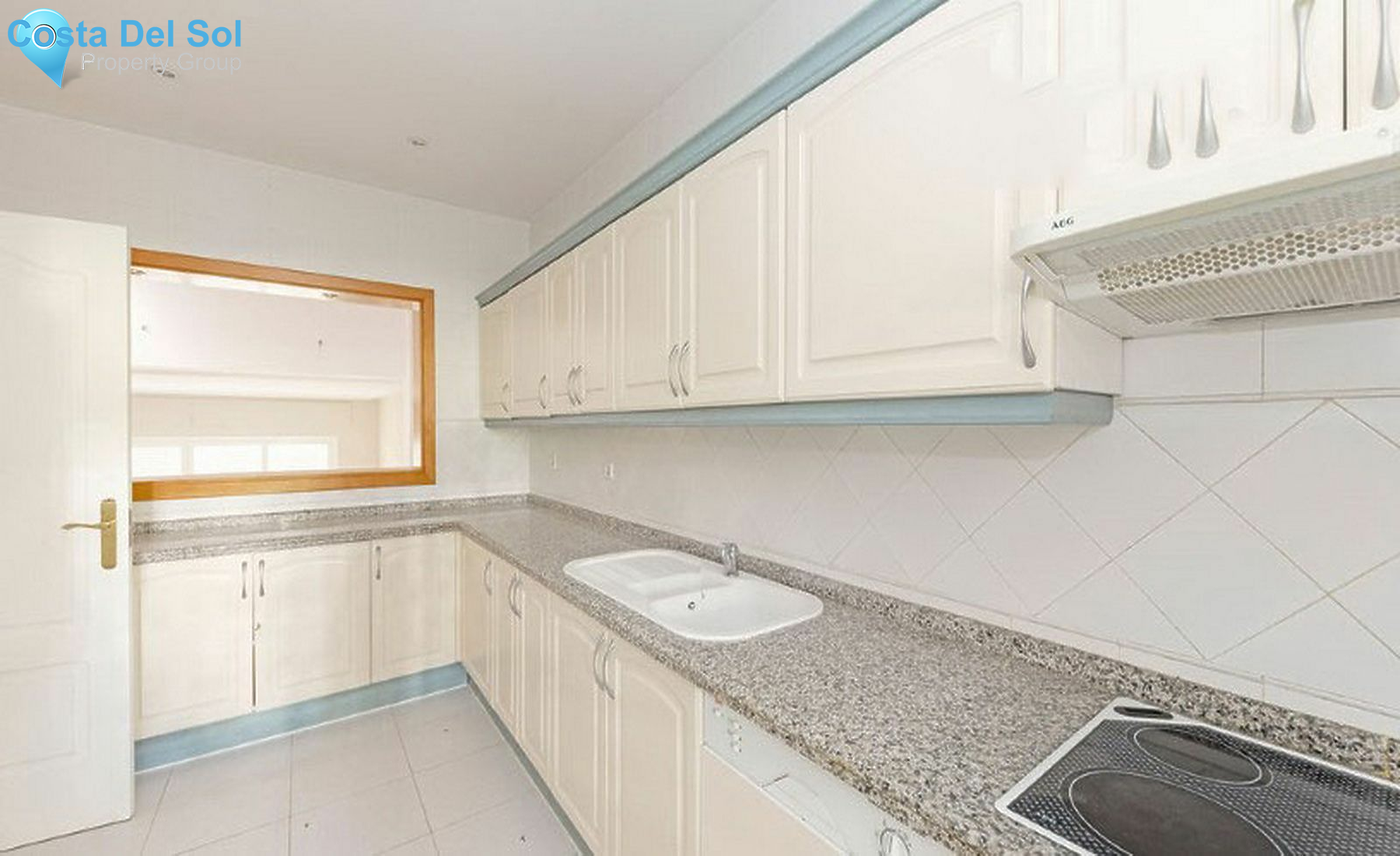 Townhouse in Marbella-1489641