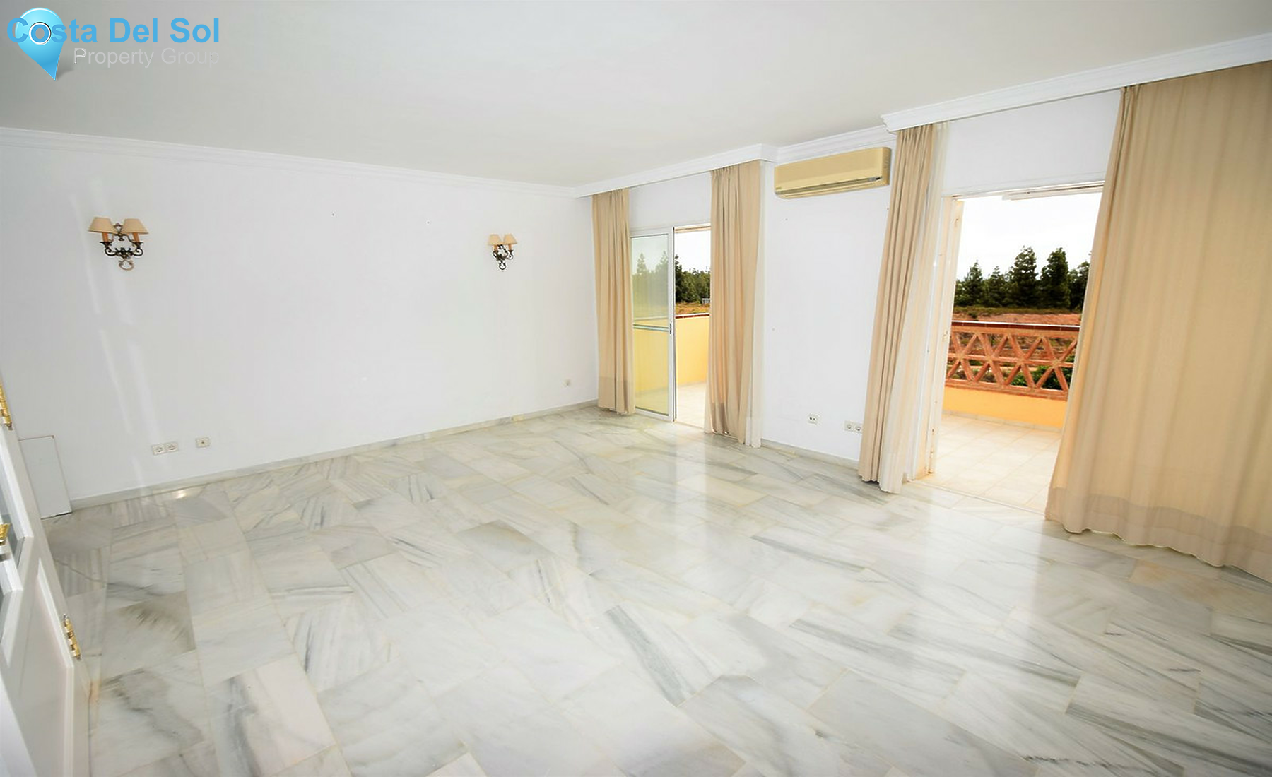 Townhouse in Mijas Costa-1461366
