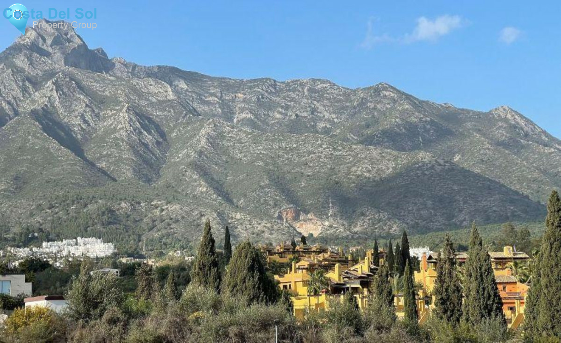 Townhouse in Nagüeles-1298094