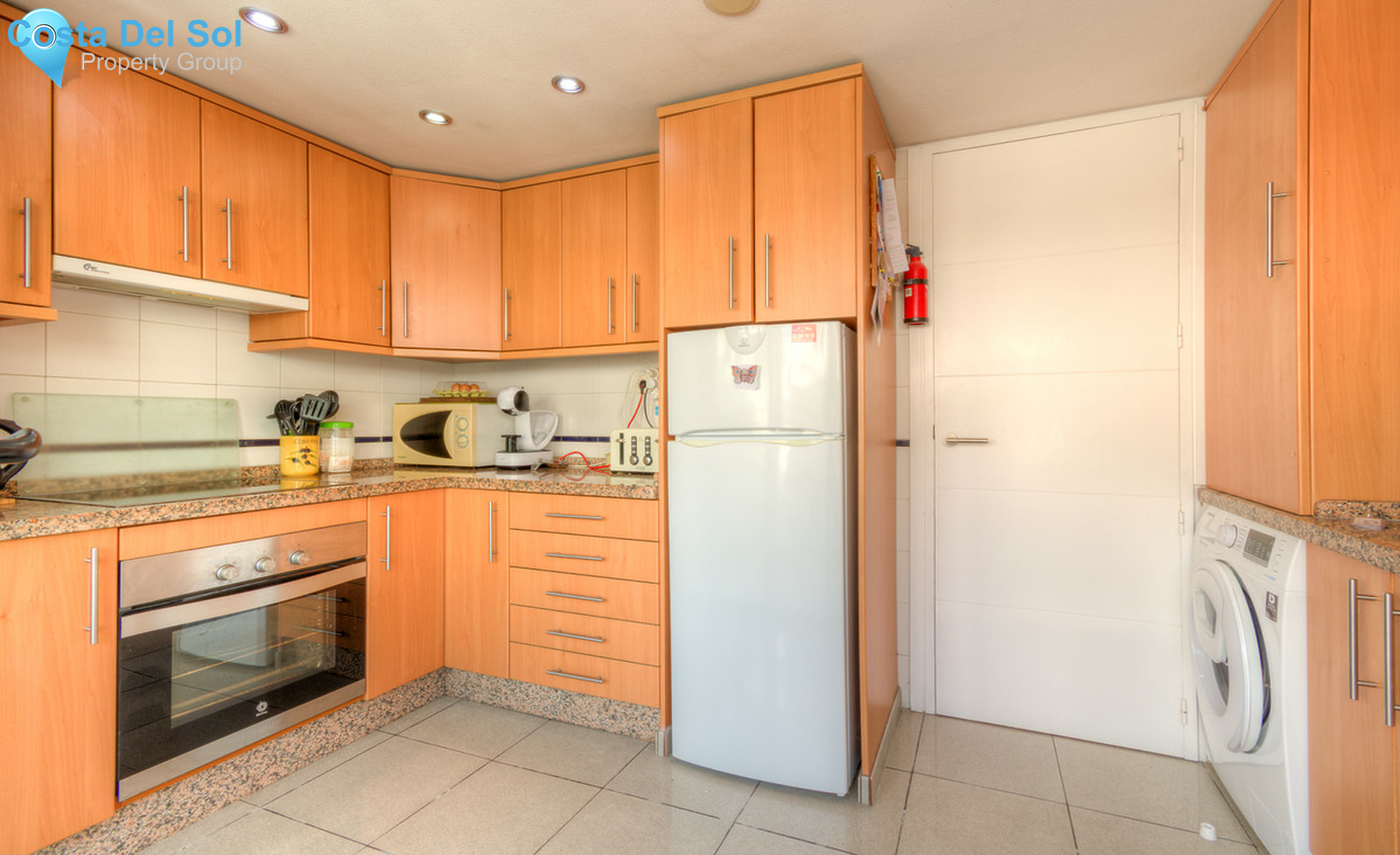 Townhouse in New Golden Mile-1283577