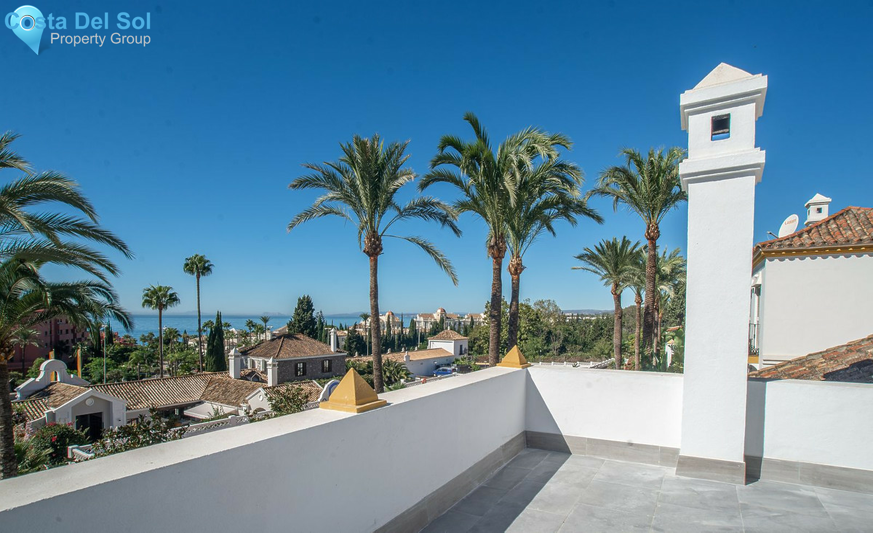 Townhouse in New Golden Mile-1407031