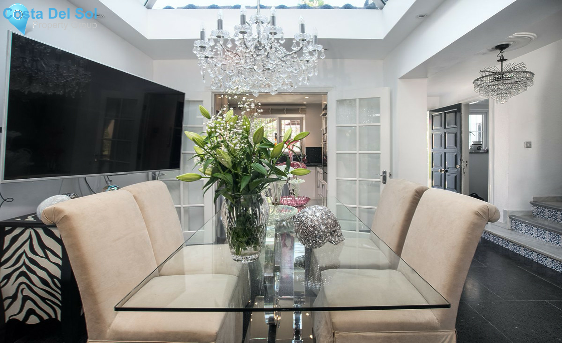 Townhouse in New Golden Mile-1407017