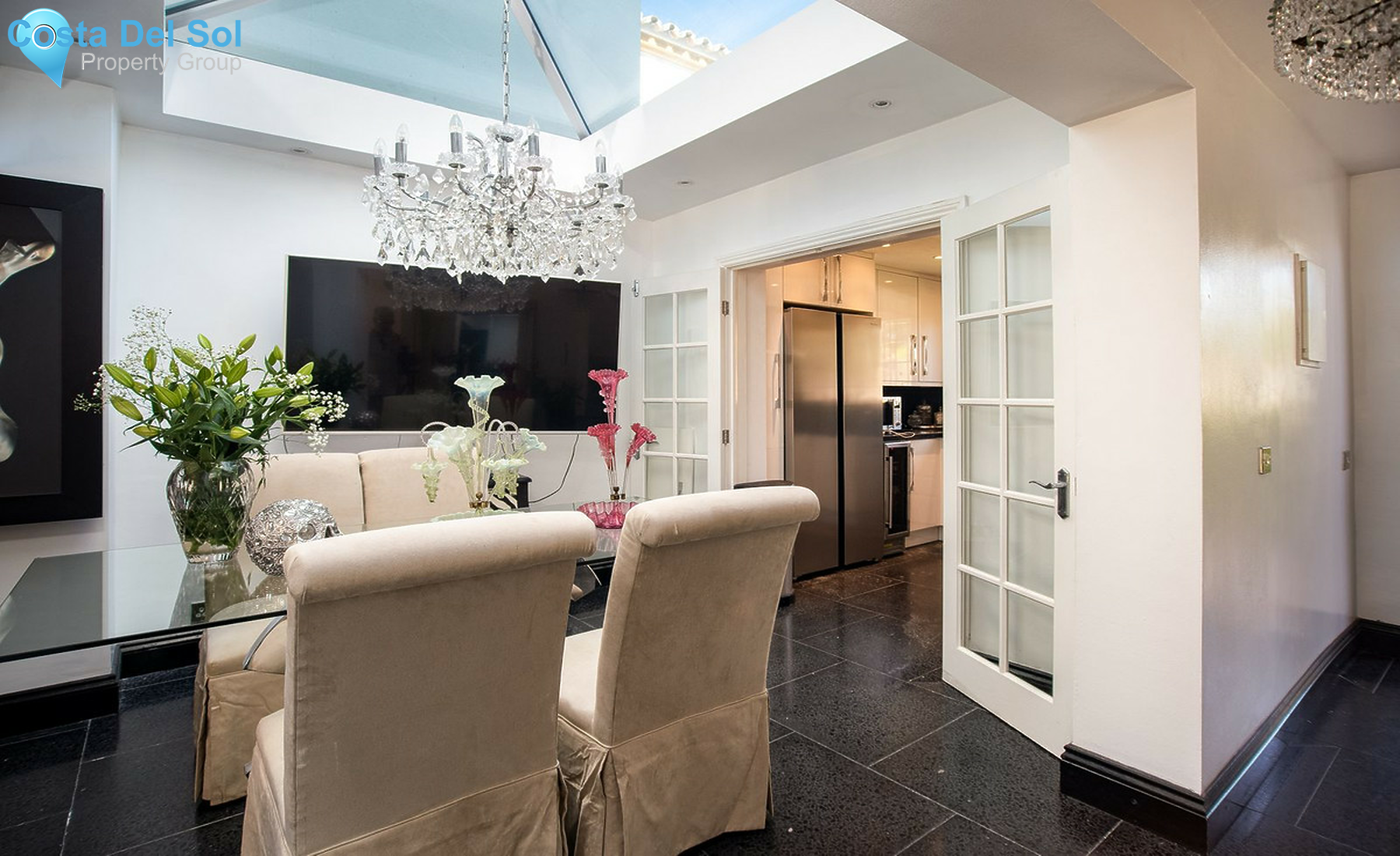Townhouse in New Golden Mile-1407019