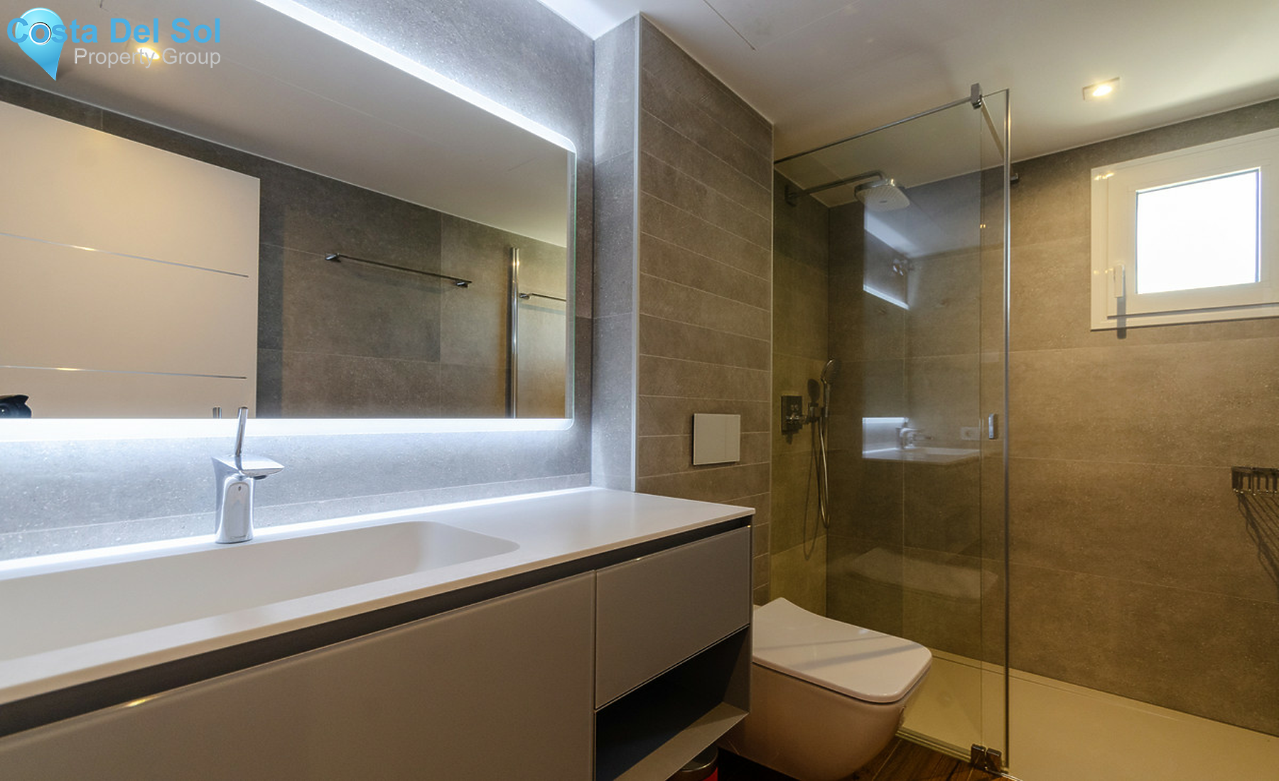 Townhouse in Nueva Andalucía-722684